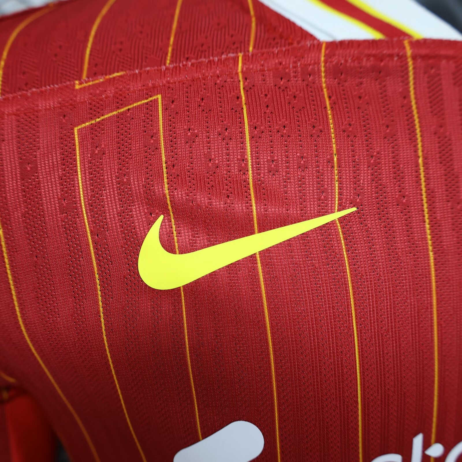 2024/2025 Player Version Long Sleeve Liverpool Home Football Shirt