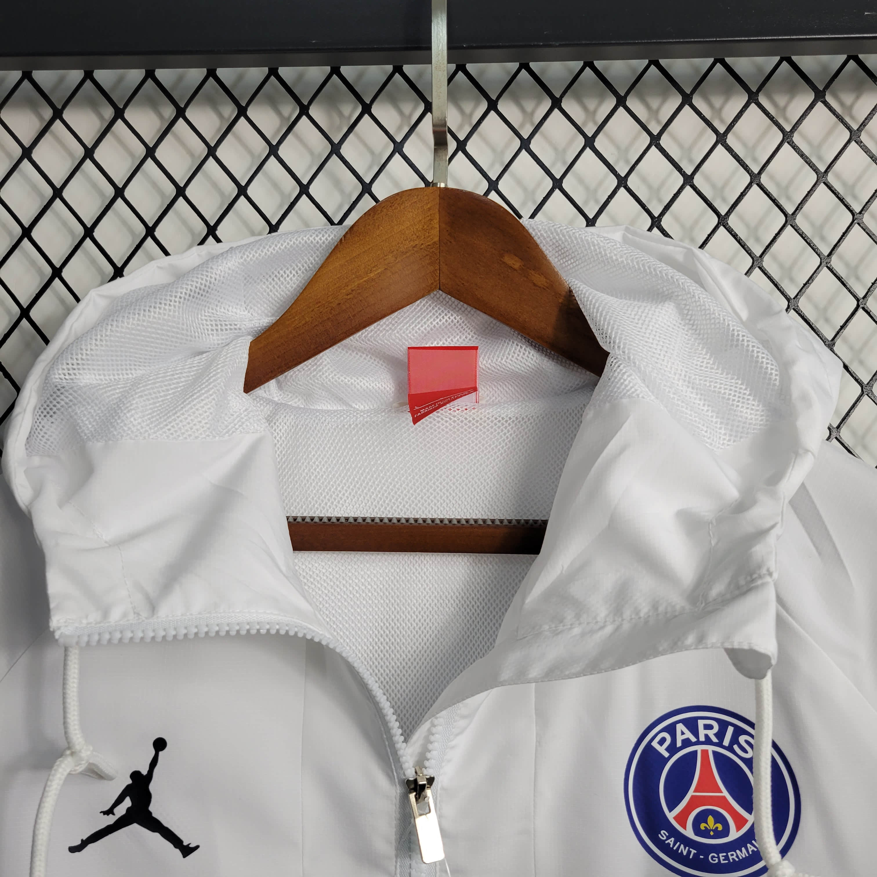 2023/2024 Paris Saint-Germain Windbreaker White Football Shirt