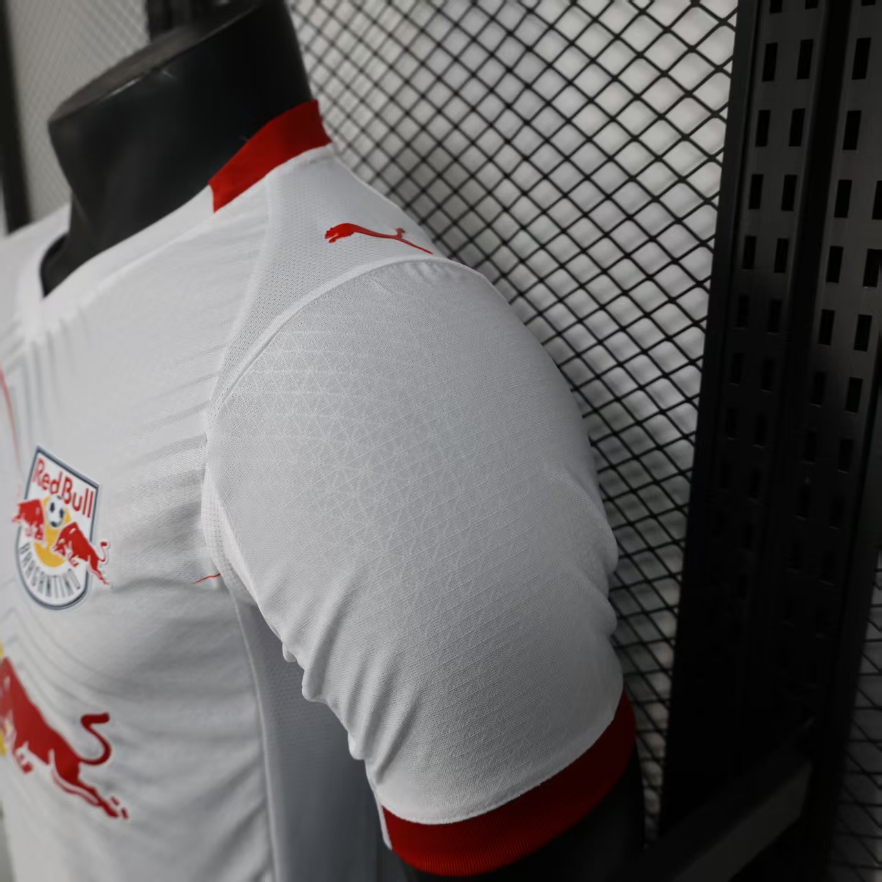 2025/2026 Player Version RB Leipzig Home Football Shirt