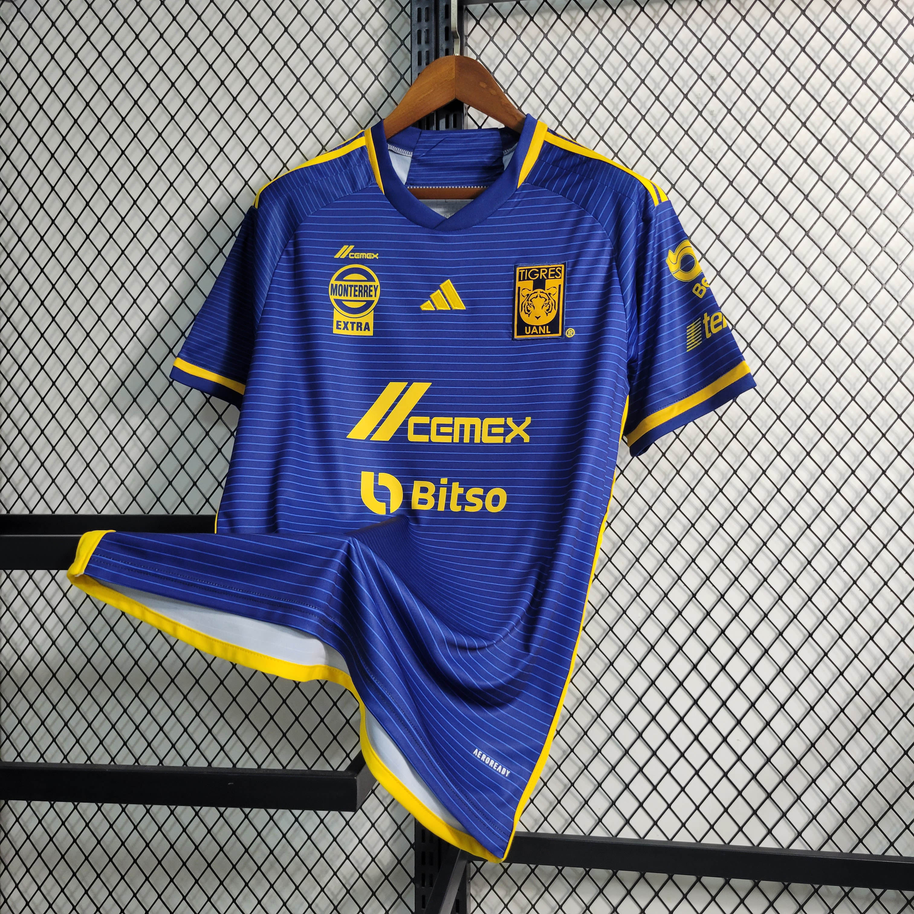2023/2024 Tigres UANL Away Football Shirt