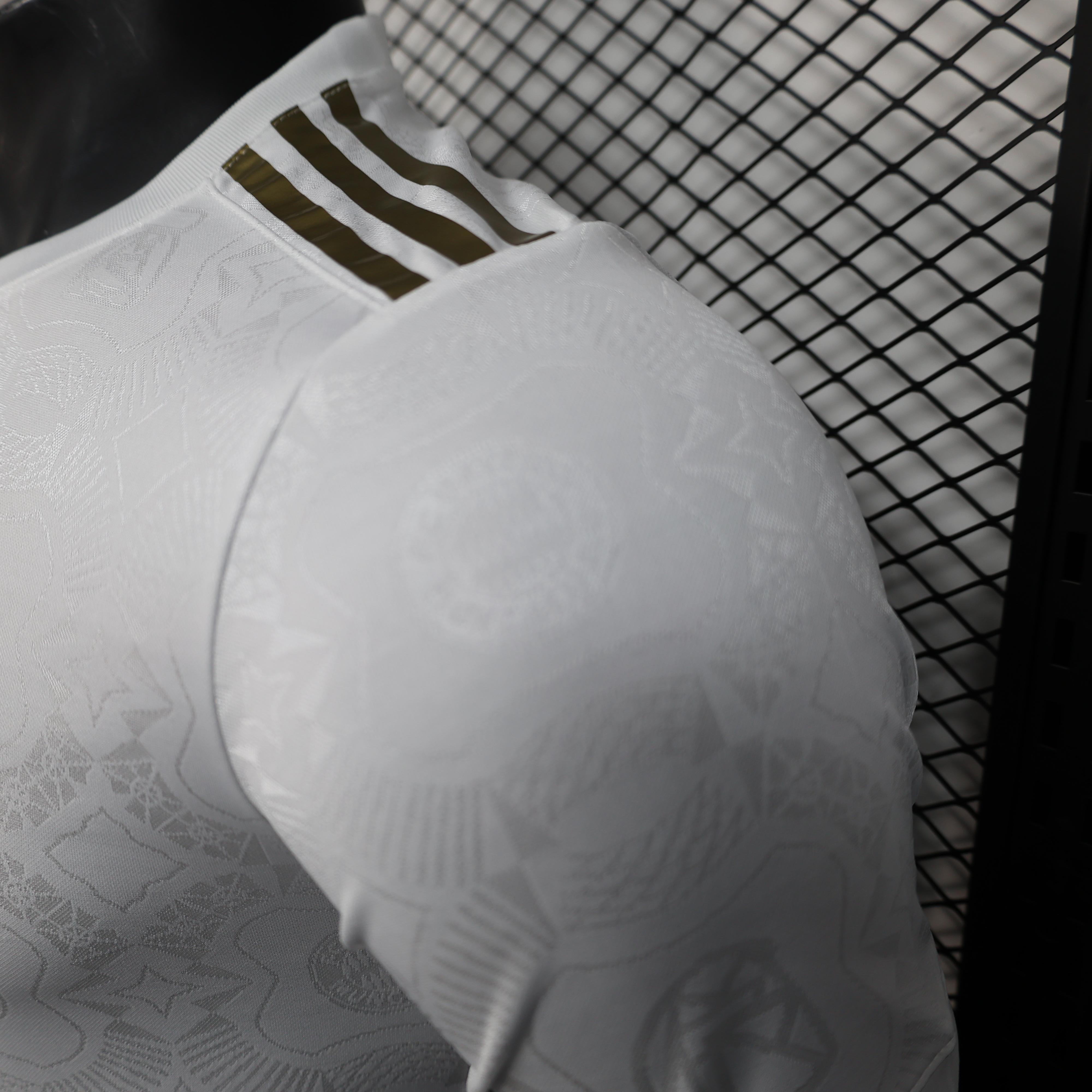 2025/2026 Player Version Bayern Munchen Centennial coin white Football Shirt