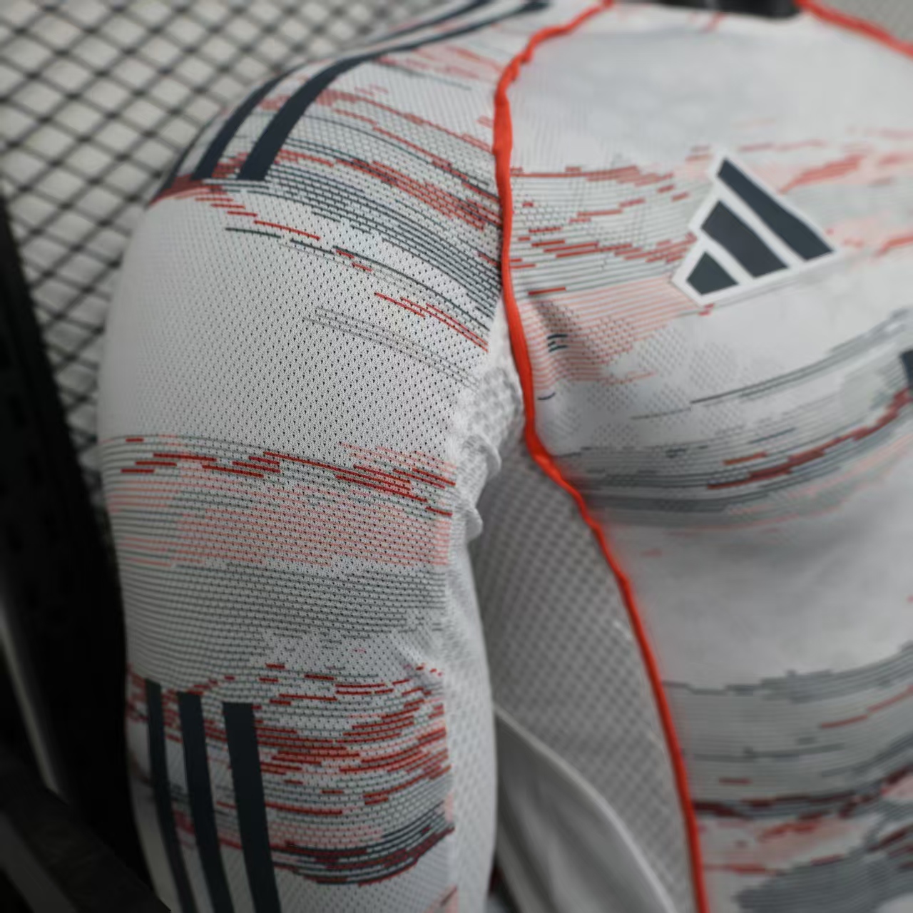 2025/2026 Long Sleeve Authentic FC Bayern Munich Football Shirt