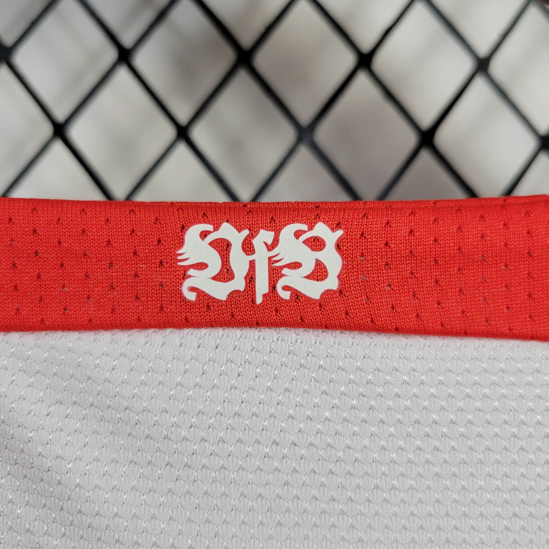 2006/2007 Retro VfB Stuttgart Home Football Shirt