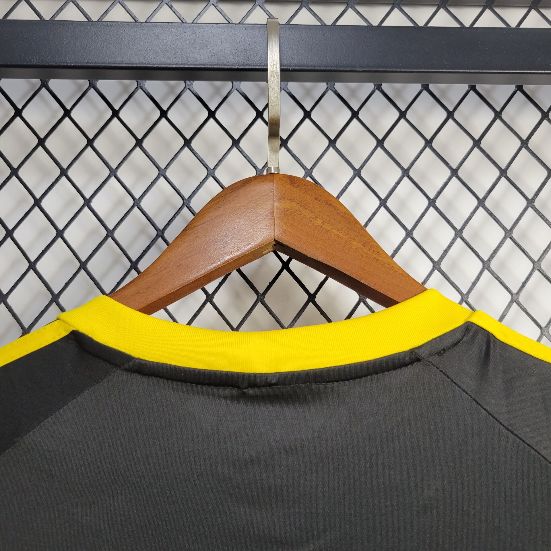 2024/2025 Aberdeen Away Football Shirt