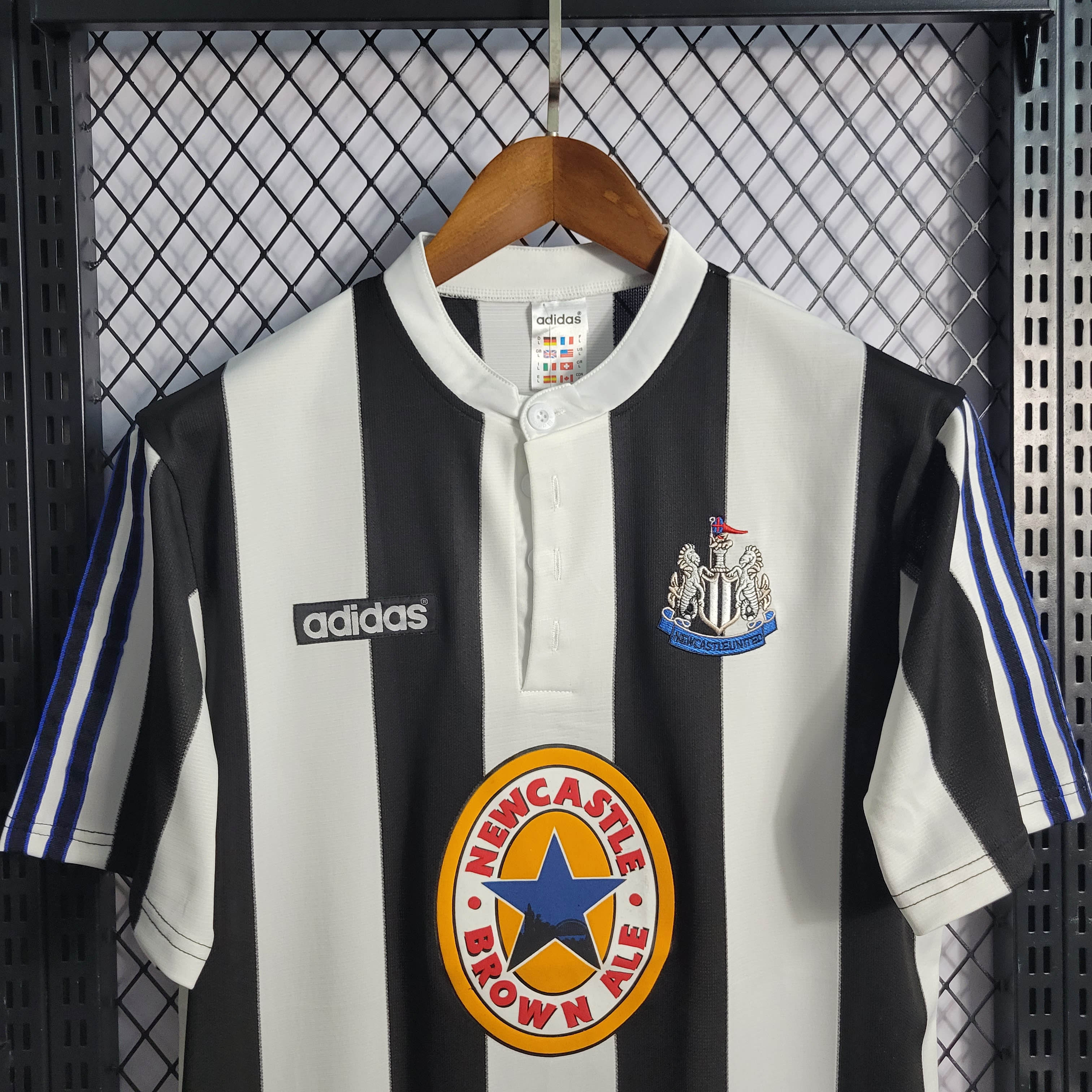 1997/1999 Retro Newcastle United Home Football Shirt