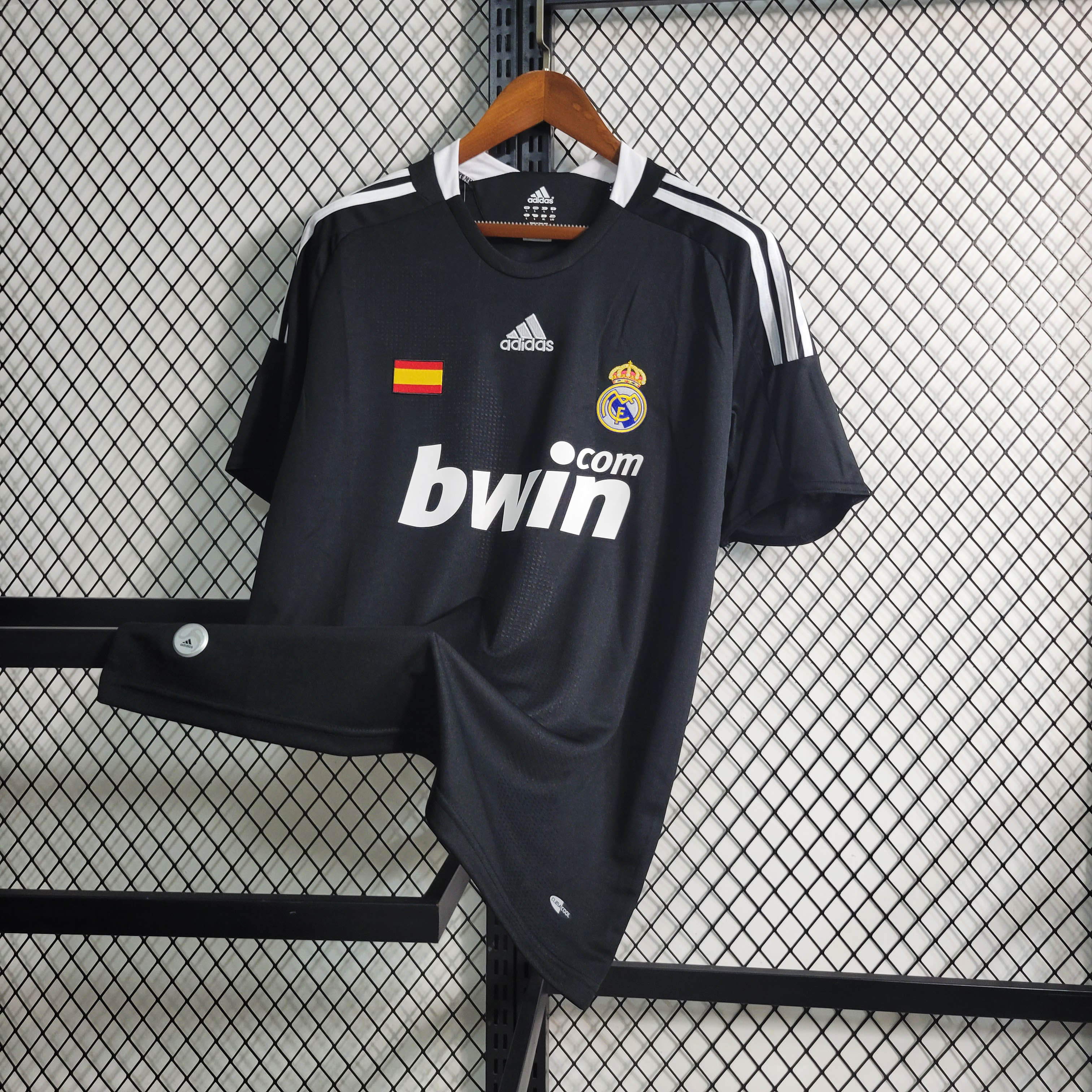 2008/2009 Retro Real Madrid Third Away Football Shirt