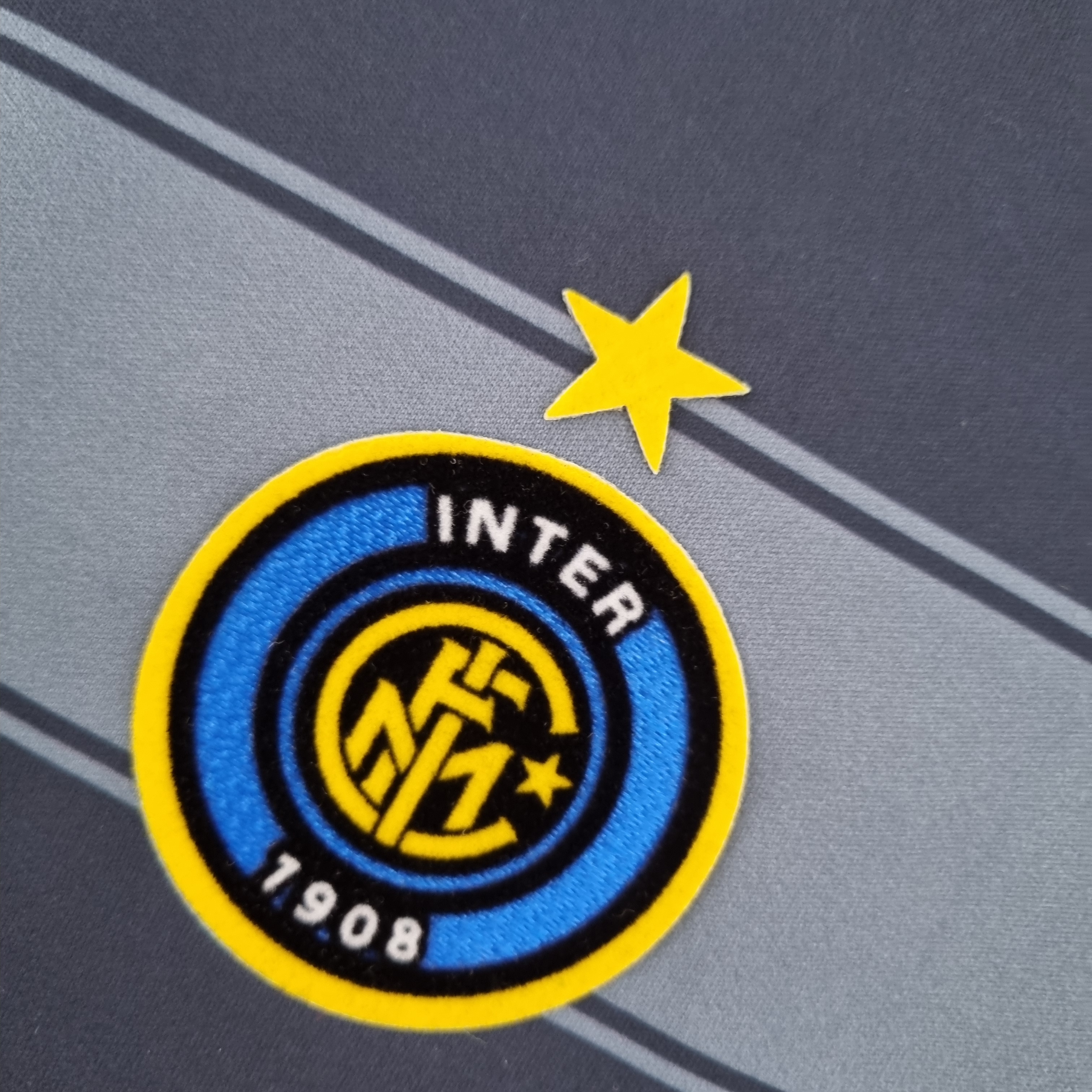 2004/2005 Retro Inter Milan Third Away Football Shirt 1:1 Thai Qualit