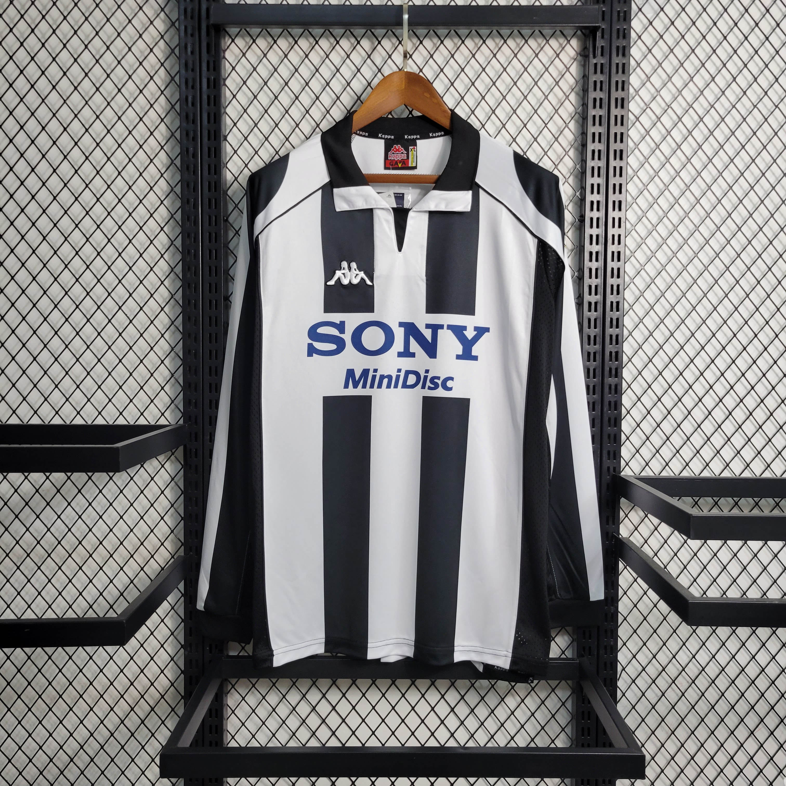 1997/1998 Retro Long Sleeve Juventus Home Football Shirt