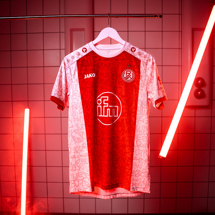 2025/2026 Rot-Weiss Essen HomeFootball Shirt 1:1 Thai Quality