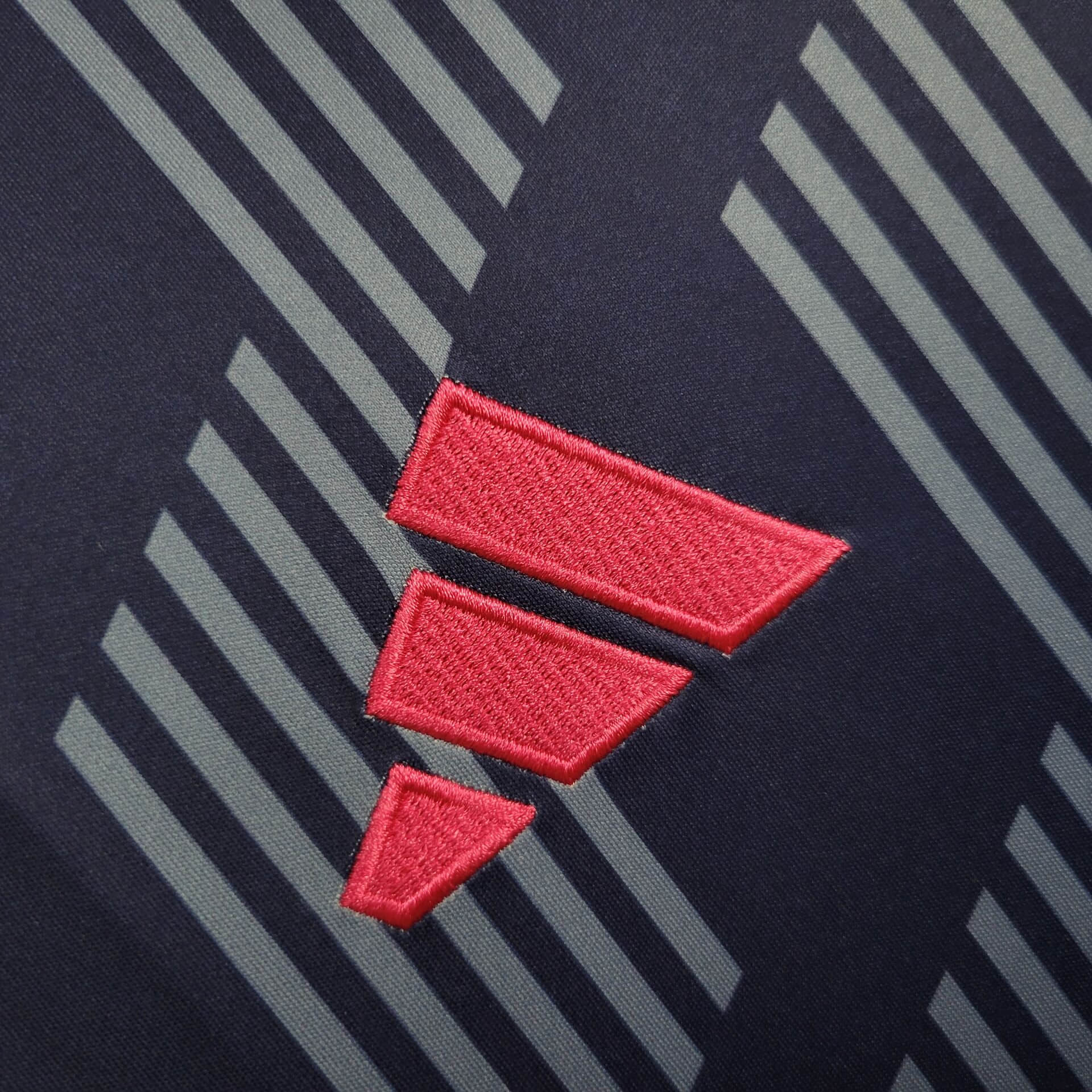 2024/2025 Nottingham Forest Away Football Shirt