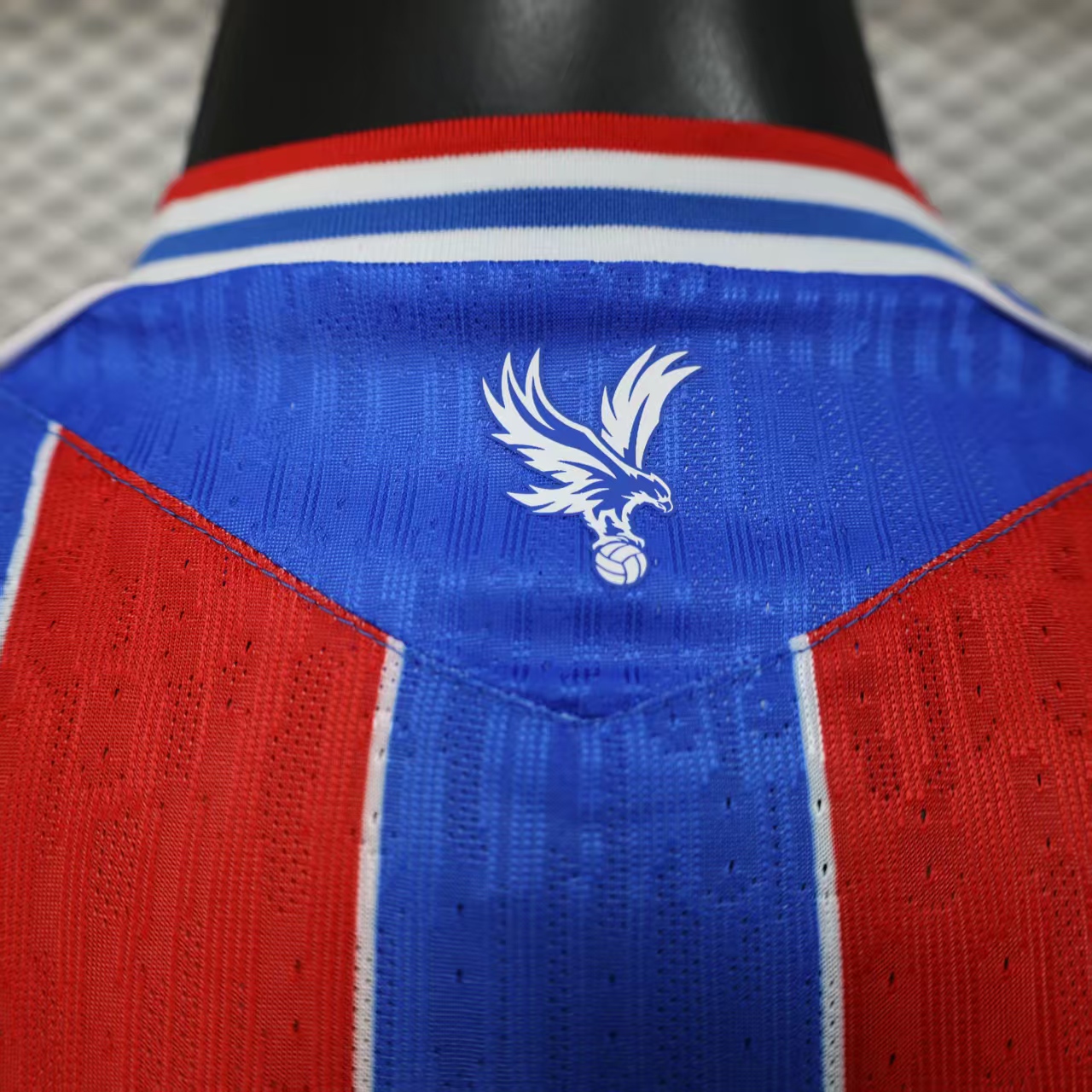 2025/2026 Player Version Crystal Palace Home Football Shirt