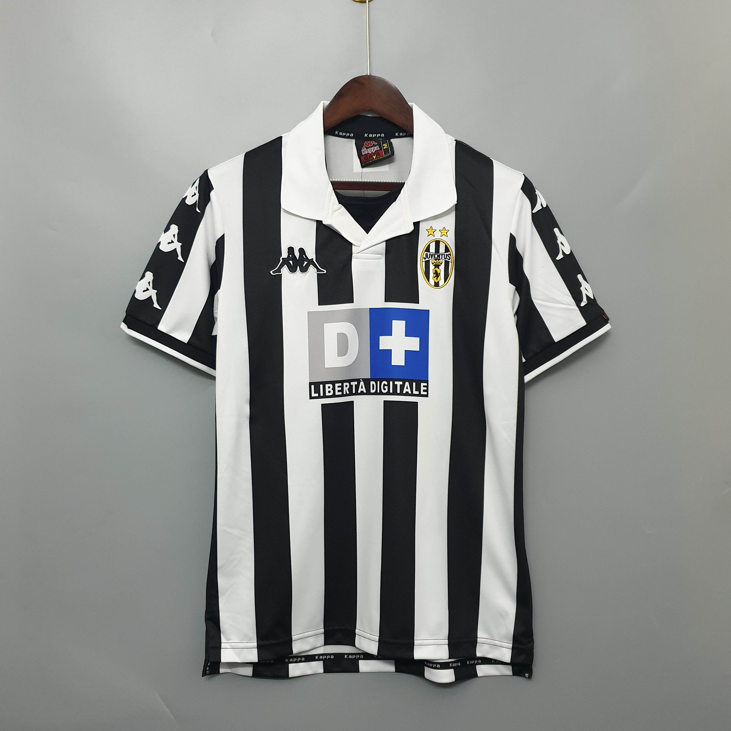 1999/2000 Retro Juventus Home Football Shirt