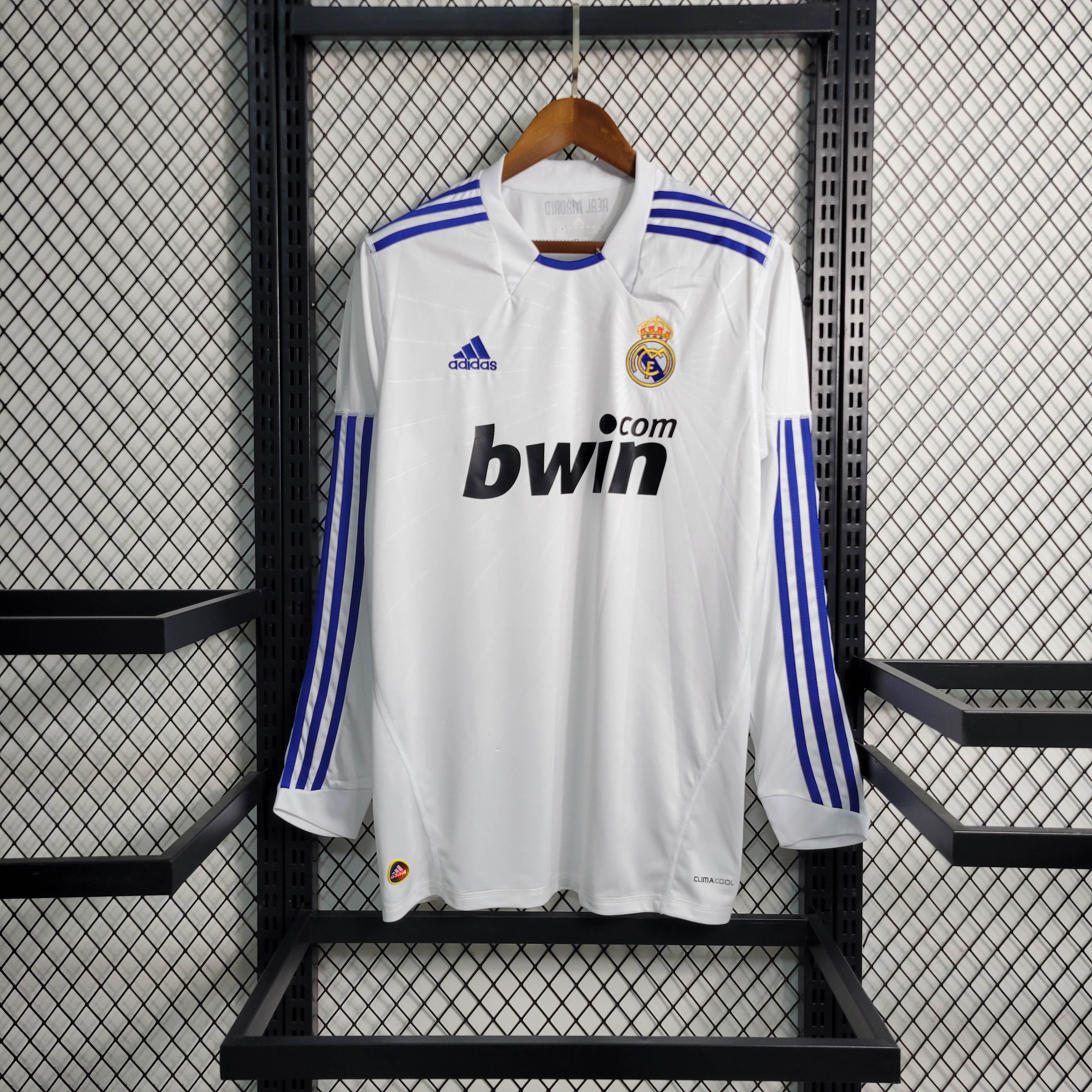 2010/2011 Retro Long Sleeve Real Madrid Home Football Shirt