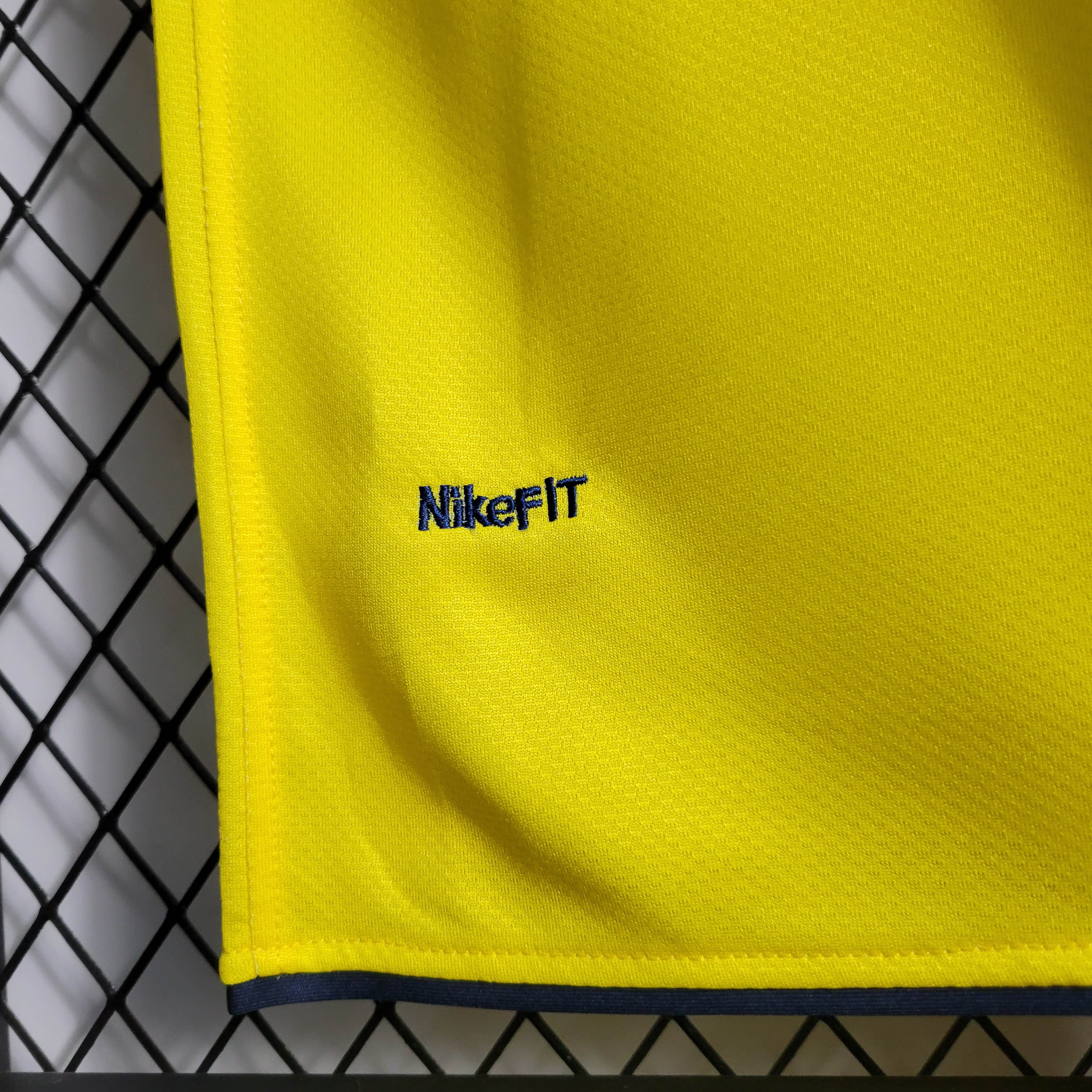 2008/2009 Retro Barcelona Away Football Shirt