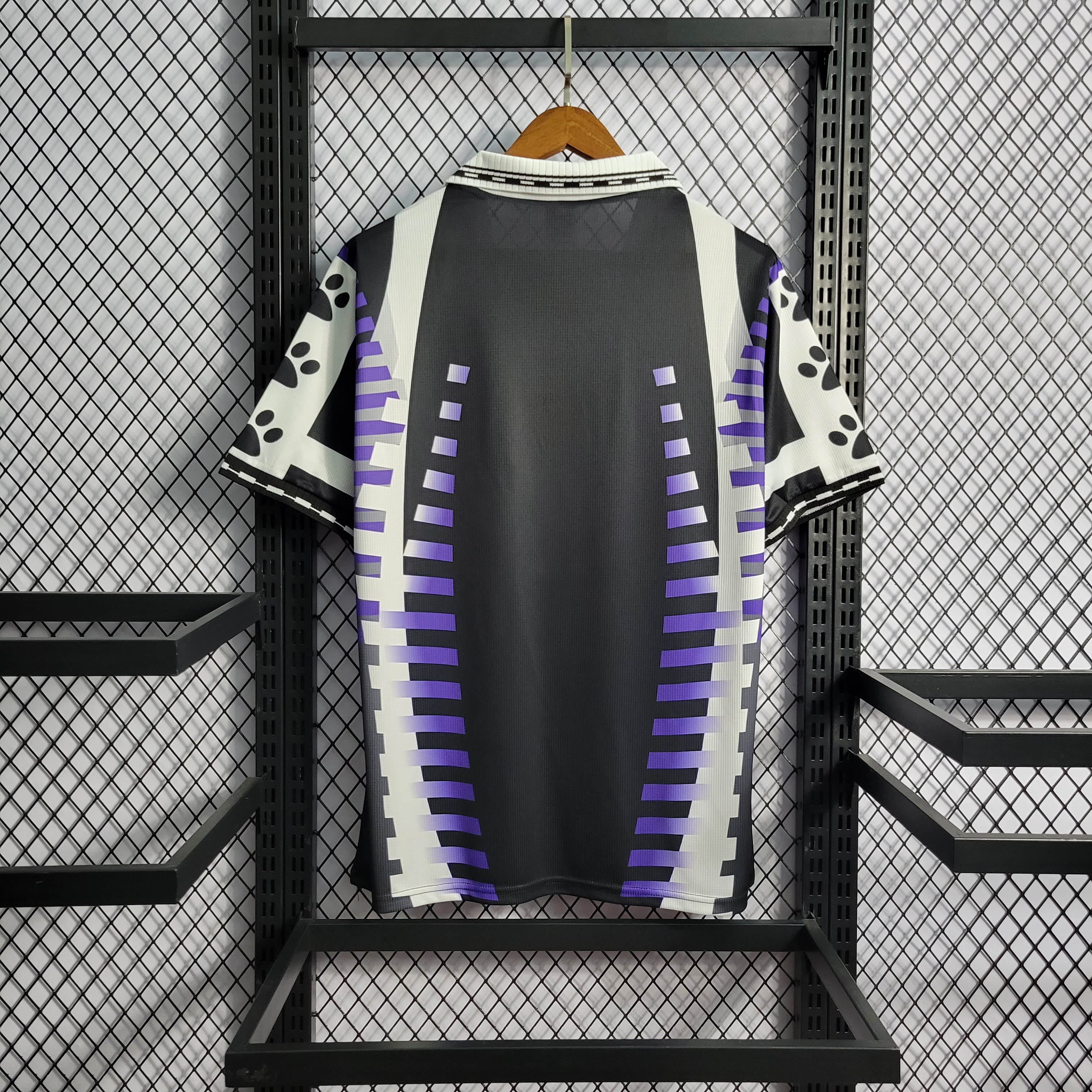 1997/1998 Retro Real Madrid Third Away Football Shirt