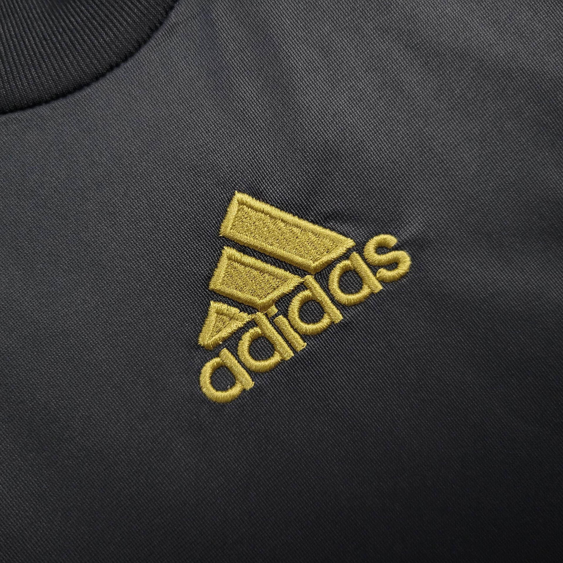 2009/2010 Retro Liverpool Away Football Shirt