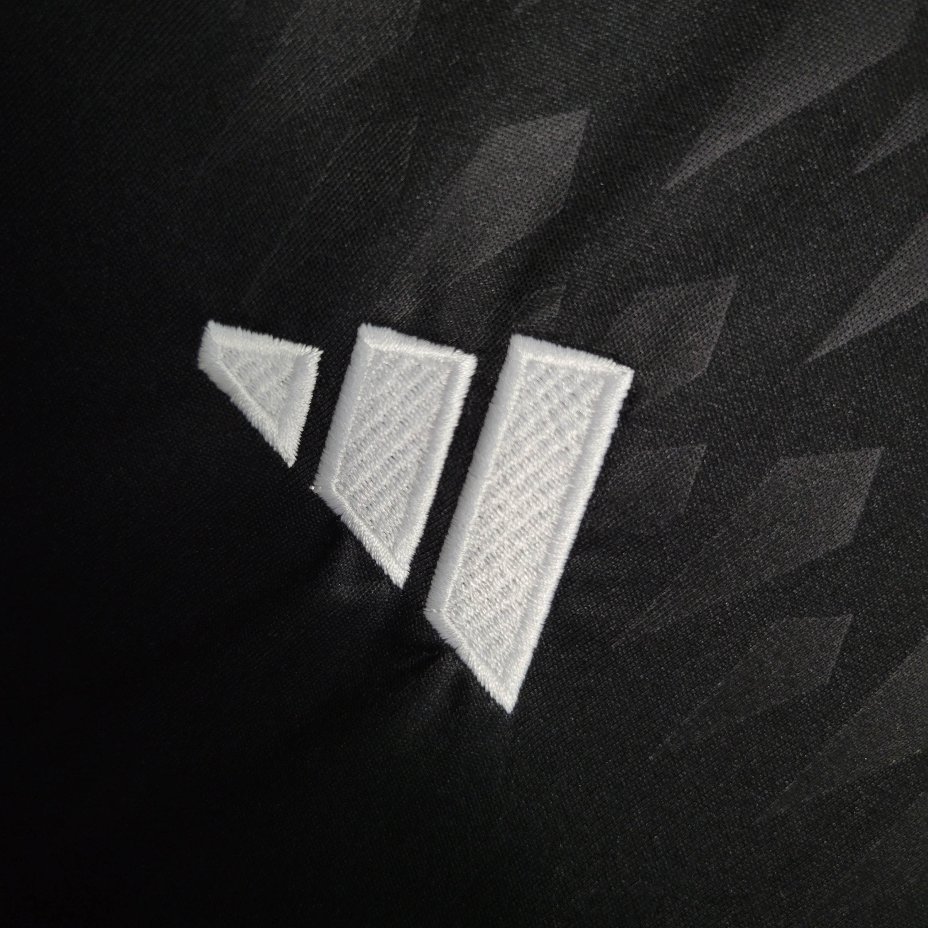 2023/2024 Arsenal Goalkeeper Football Shirt