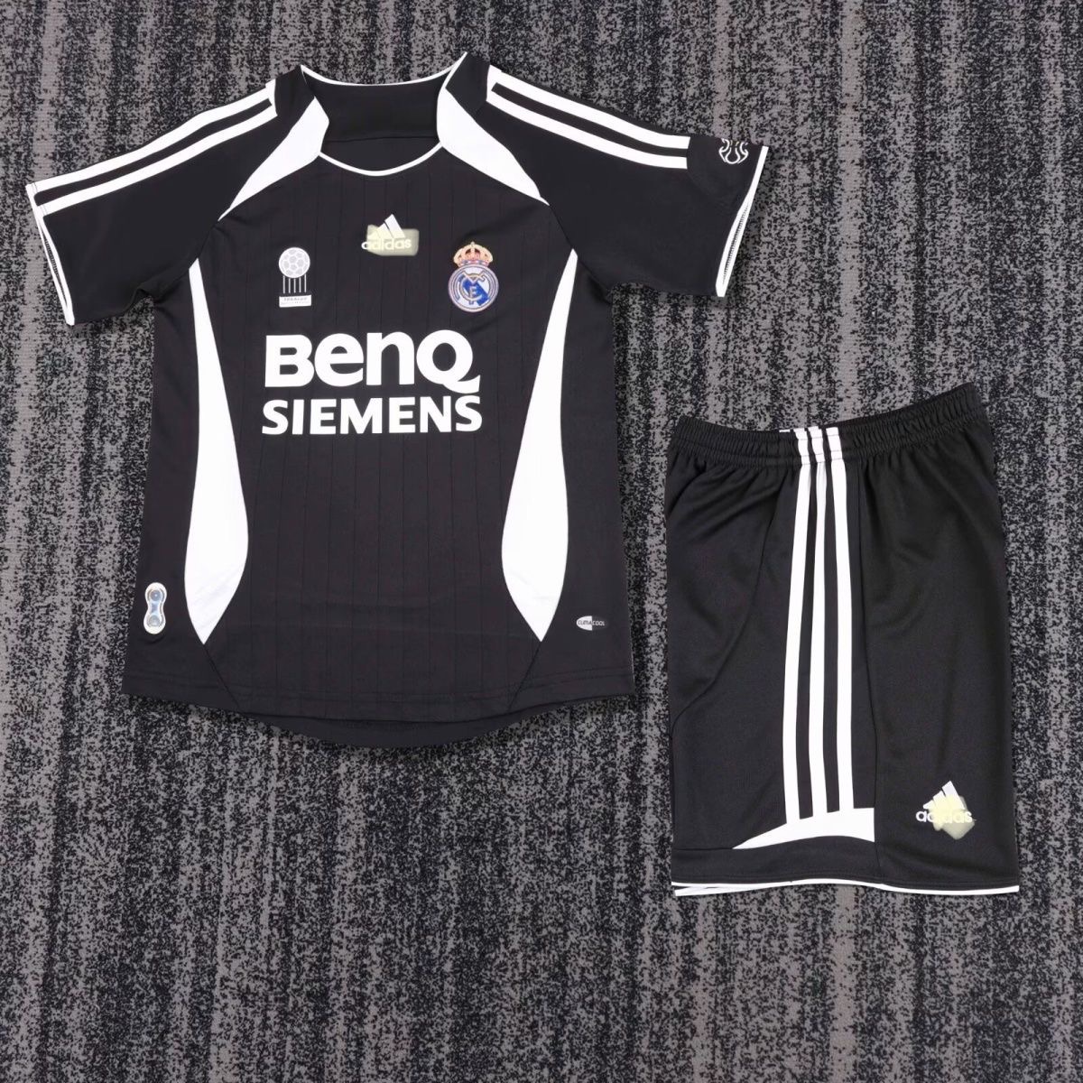 2006/2007 Retro Real Madrid Third AwayFootball Shirt Kids Size 1:1 Thai Quality