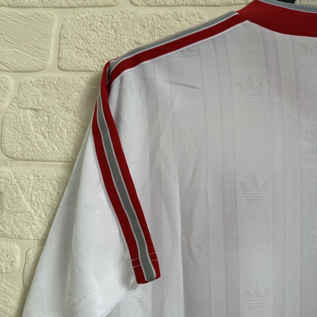 1988/1989 Retro Liverpool Away Football Shirt