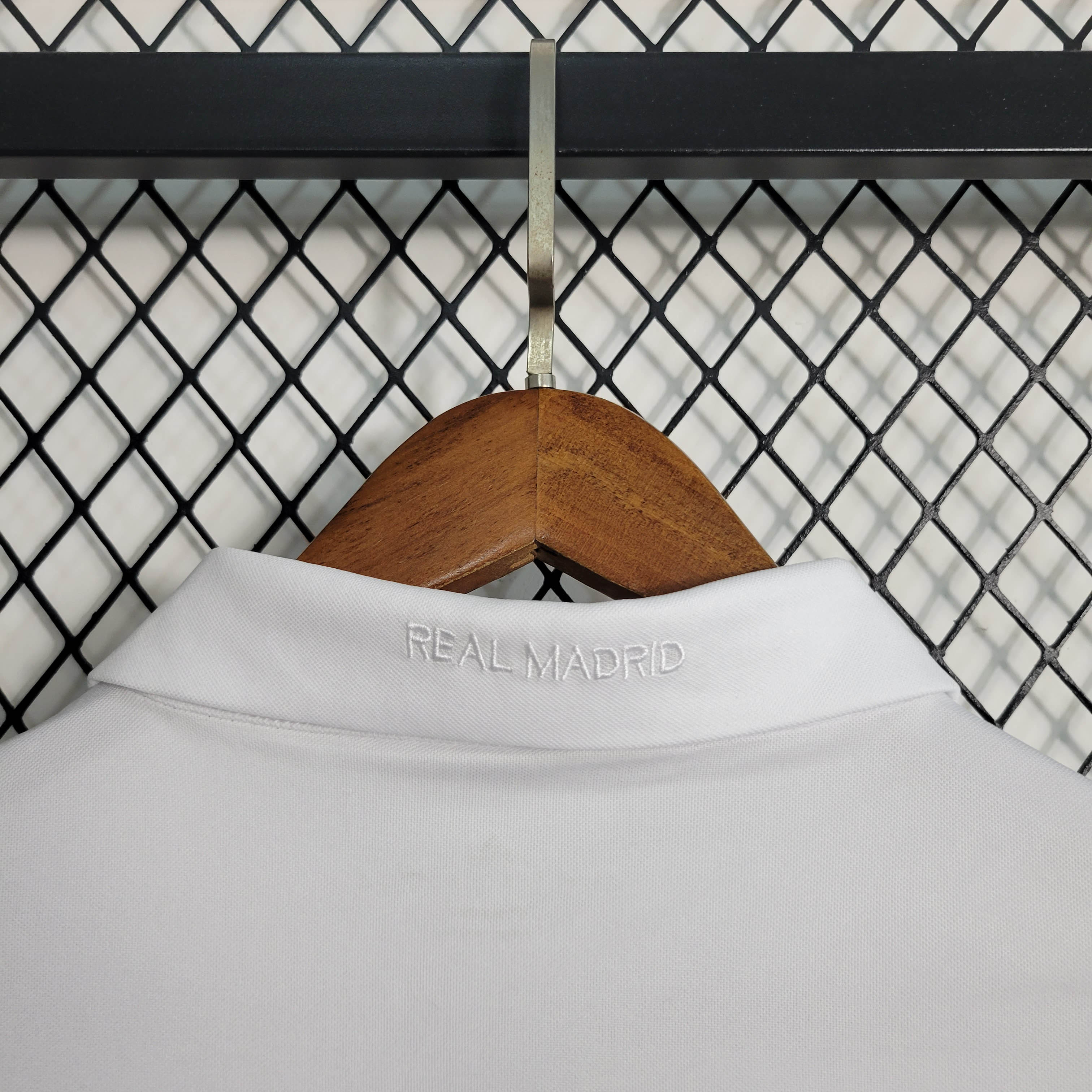 2016/2017 Retro Real Madrid Home Football Shirt