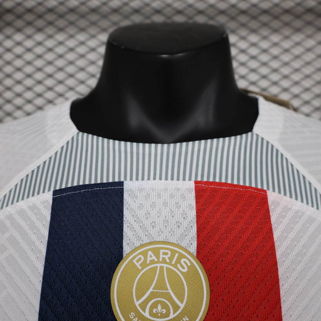 2024/2025 Player Version Paris Saint-Germain Pre-Match Third Football Shirt