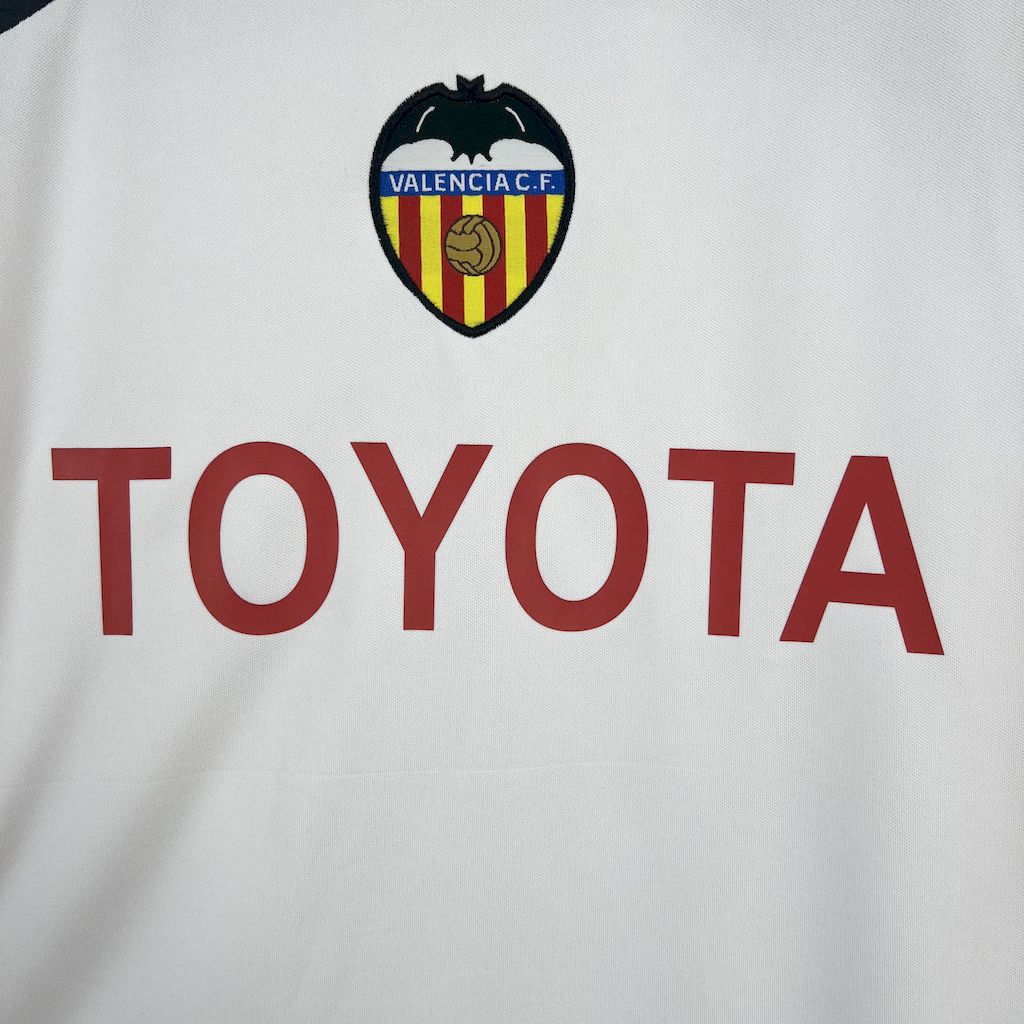 2004/2005 Retro Valencia HomeFootball Shirt 1:1 Thai Quality