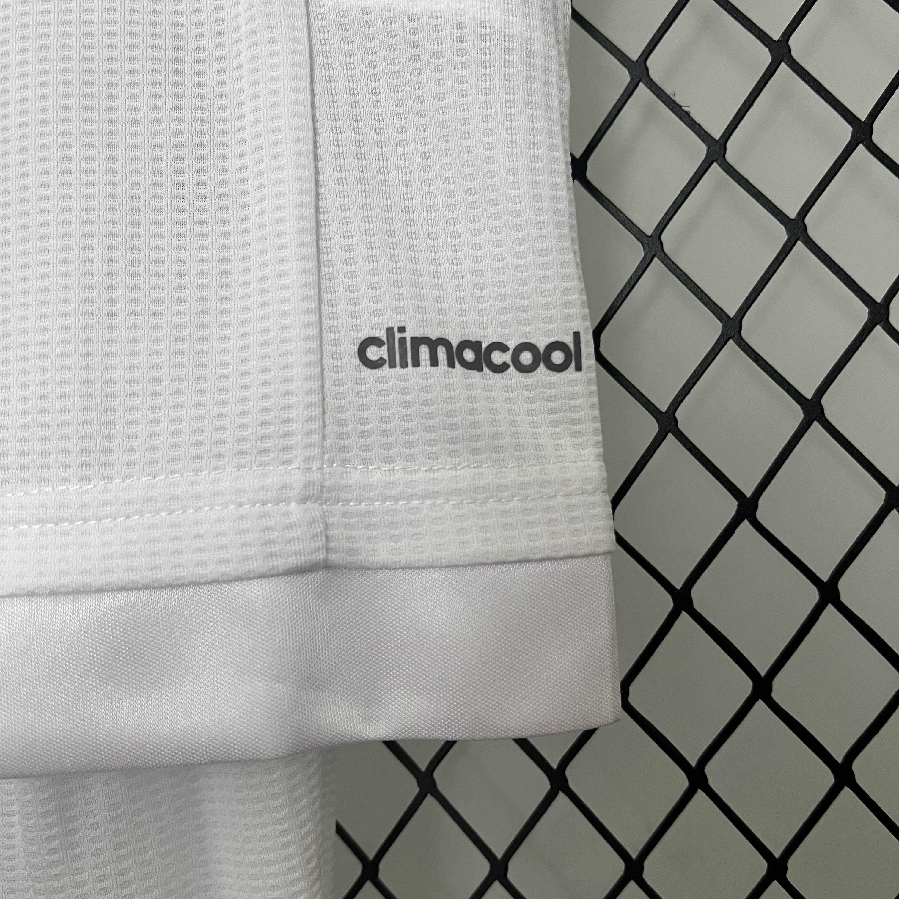 2015/2016 Retro Real Madrid Home Football Shirt Kids Size