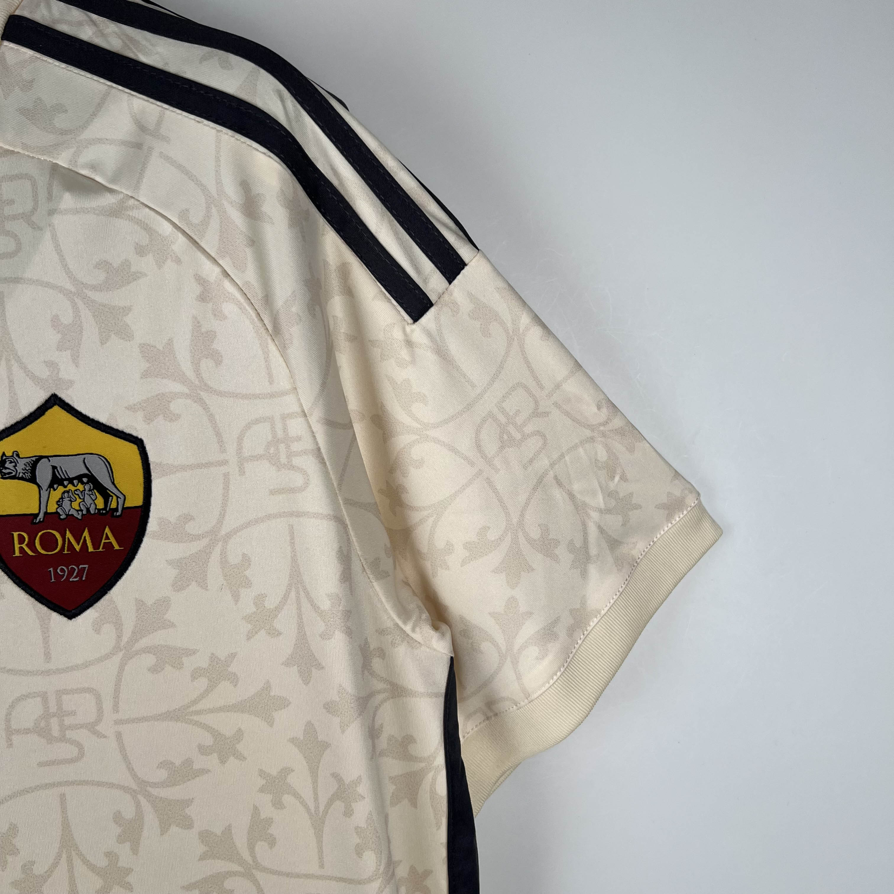 2023/2024 AS Roma Away Football Shirt