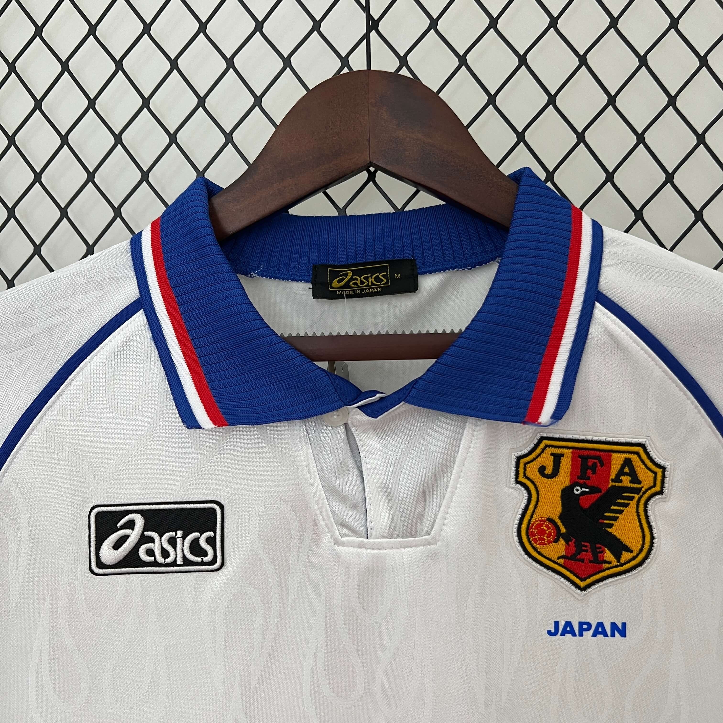 1998 Retro Japan Away Football Shirt