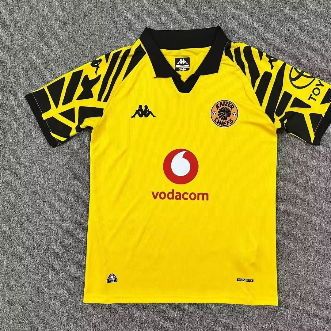 2025/2026 Kaizer Chiefs Home Football Shirt 1:1 Thai Quality
