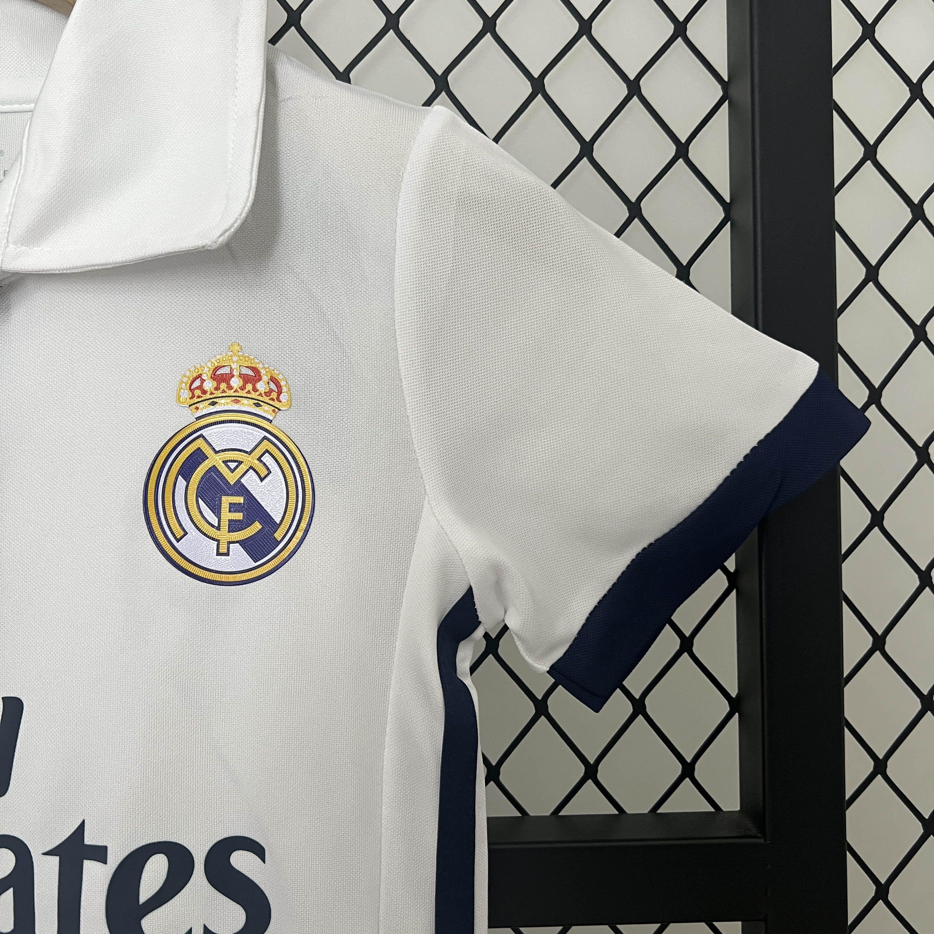 2016/2017 Retro Real Madrid Home Football Shirt Kids Size