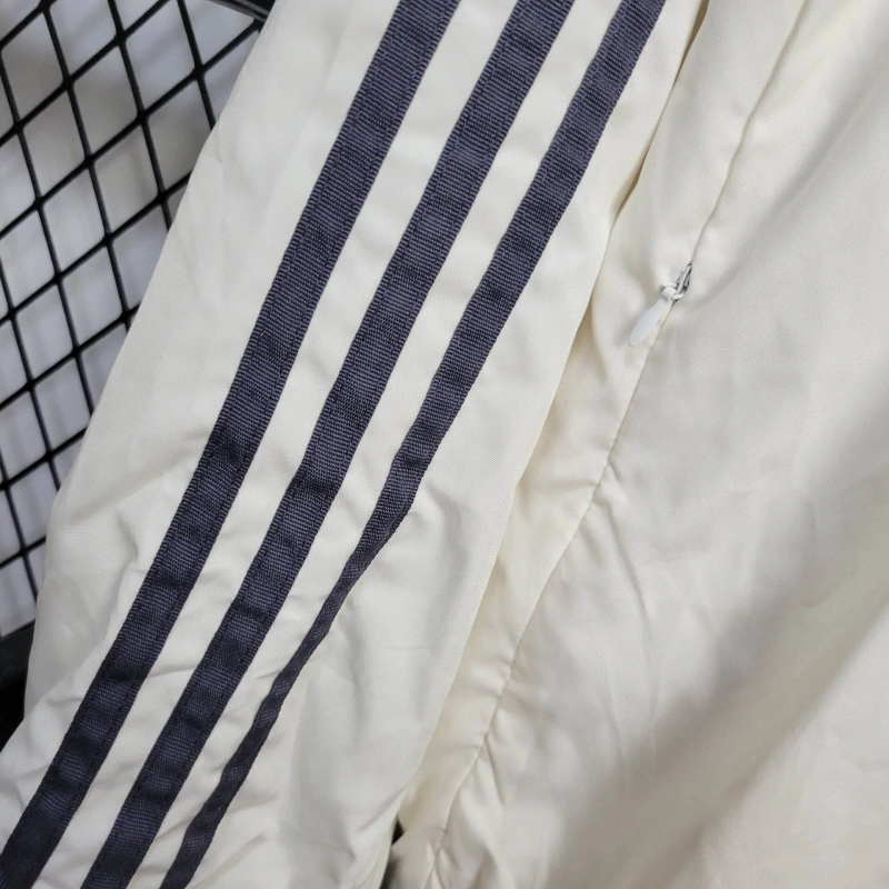 2025/2026 Juventus Windbreaker Football shirt