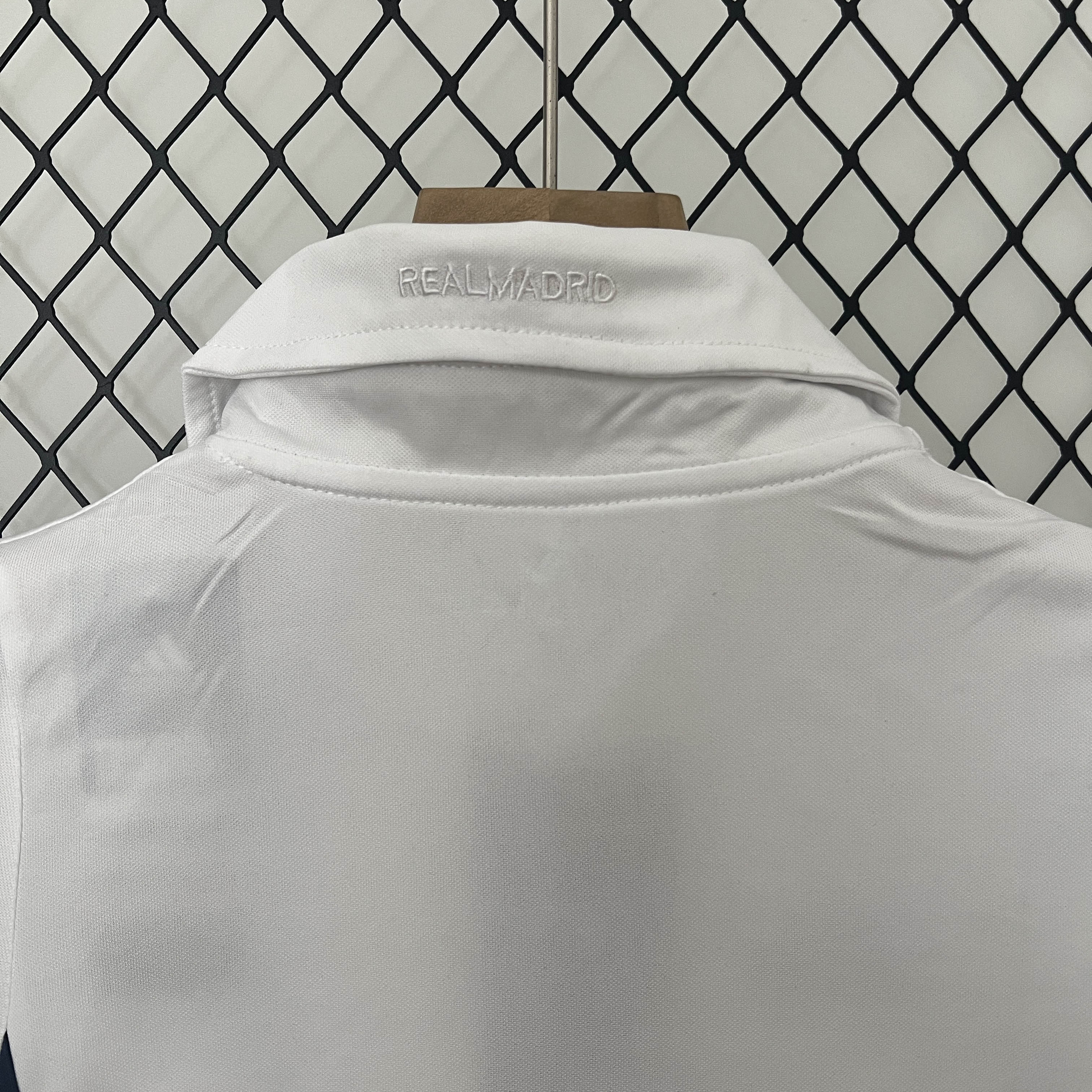 2016/2017 Retro Real Madrid Home Football Shirt Kids Size