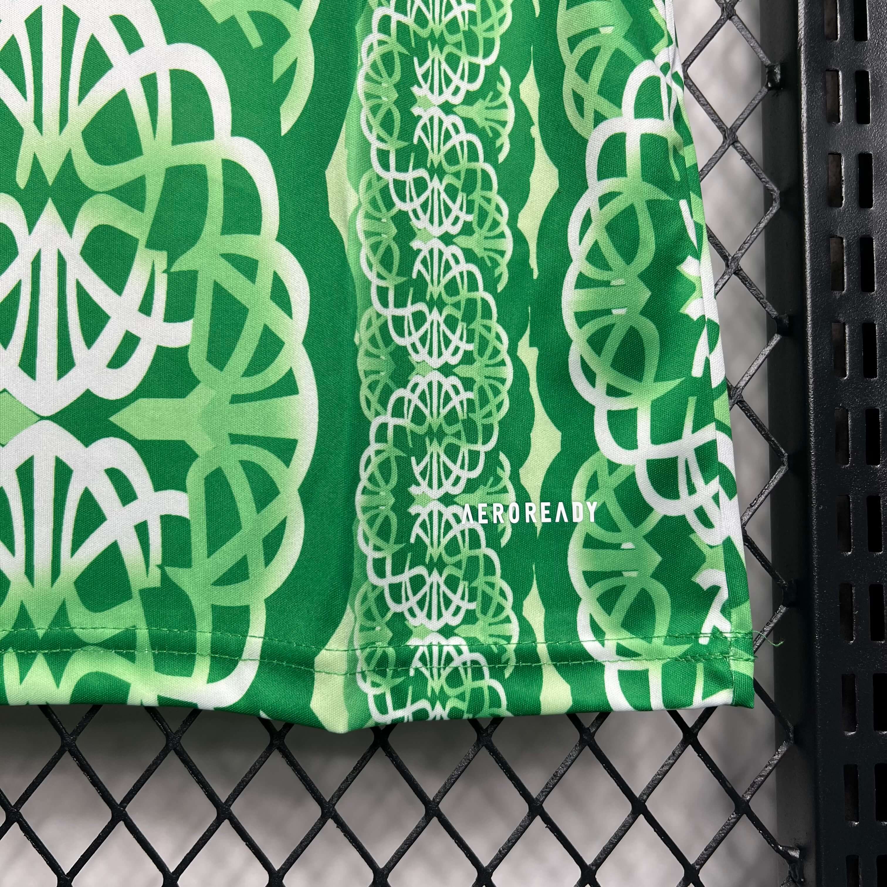 2024/2025 Celtic Pre-Match Football Shirt