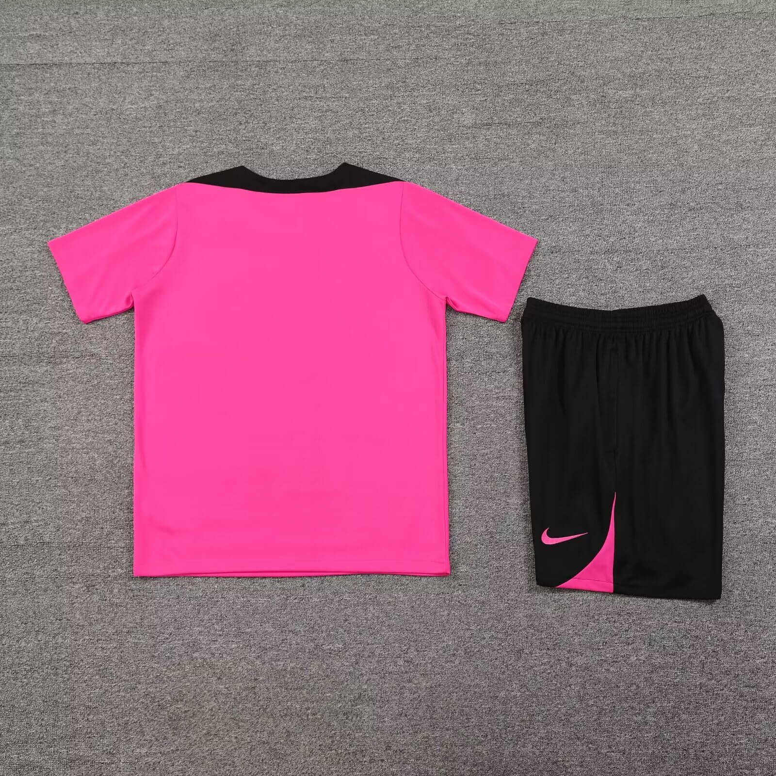 2024/2025 Chelsea Training Wear Pink Suit Shirt