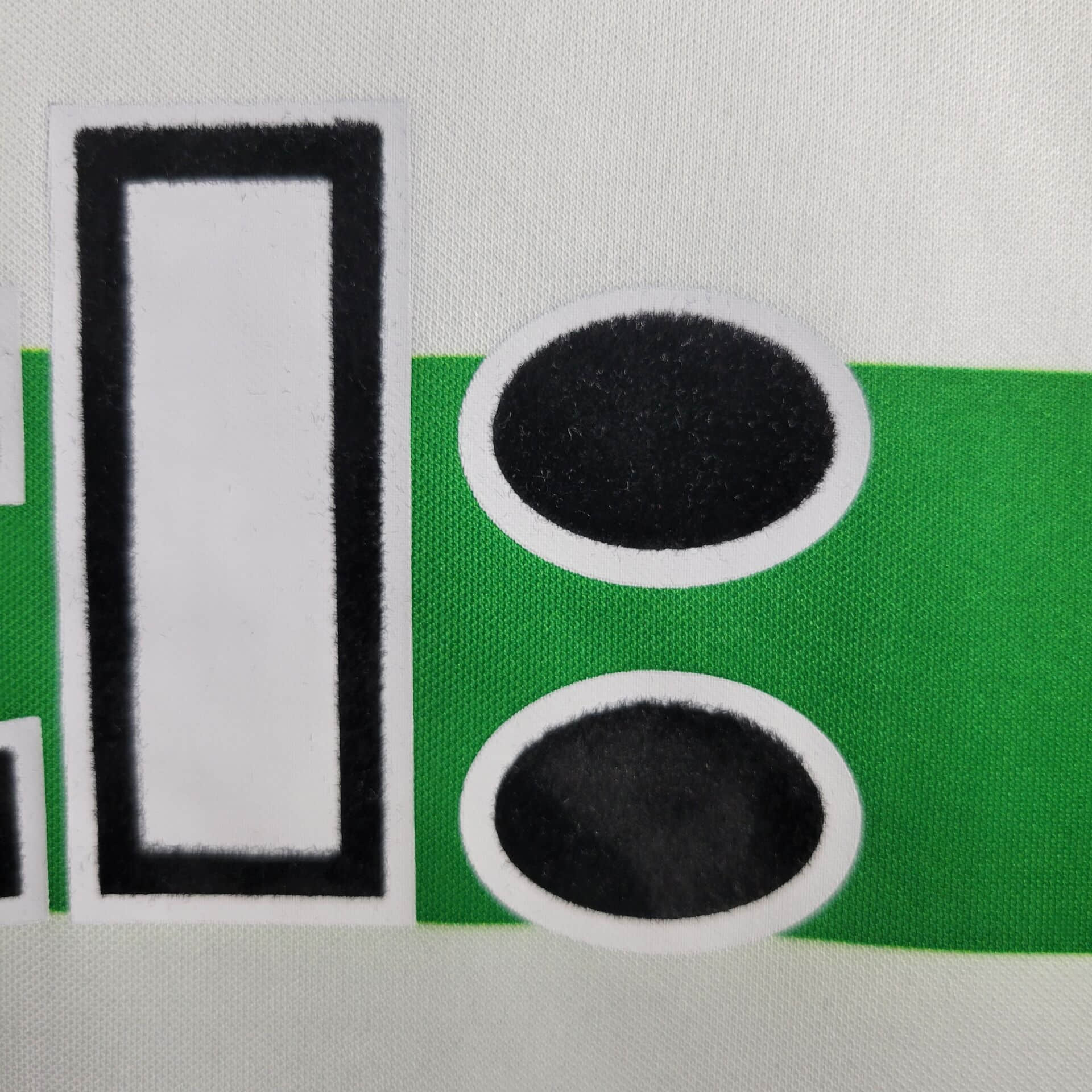 2001/2003 Retro Celtic Home Football Shirt