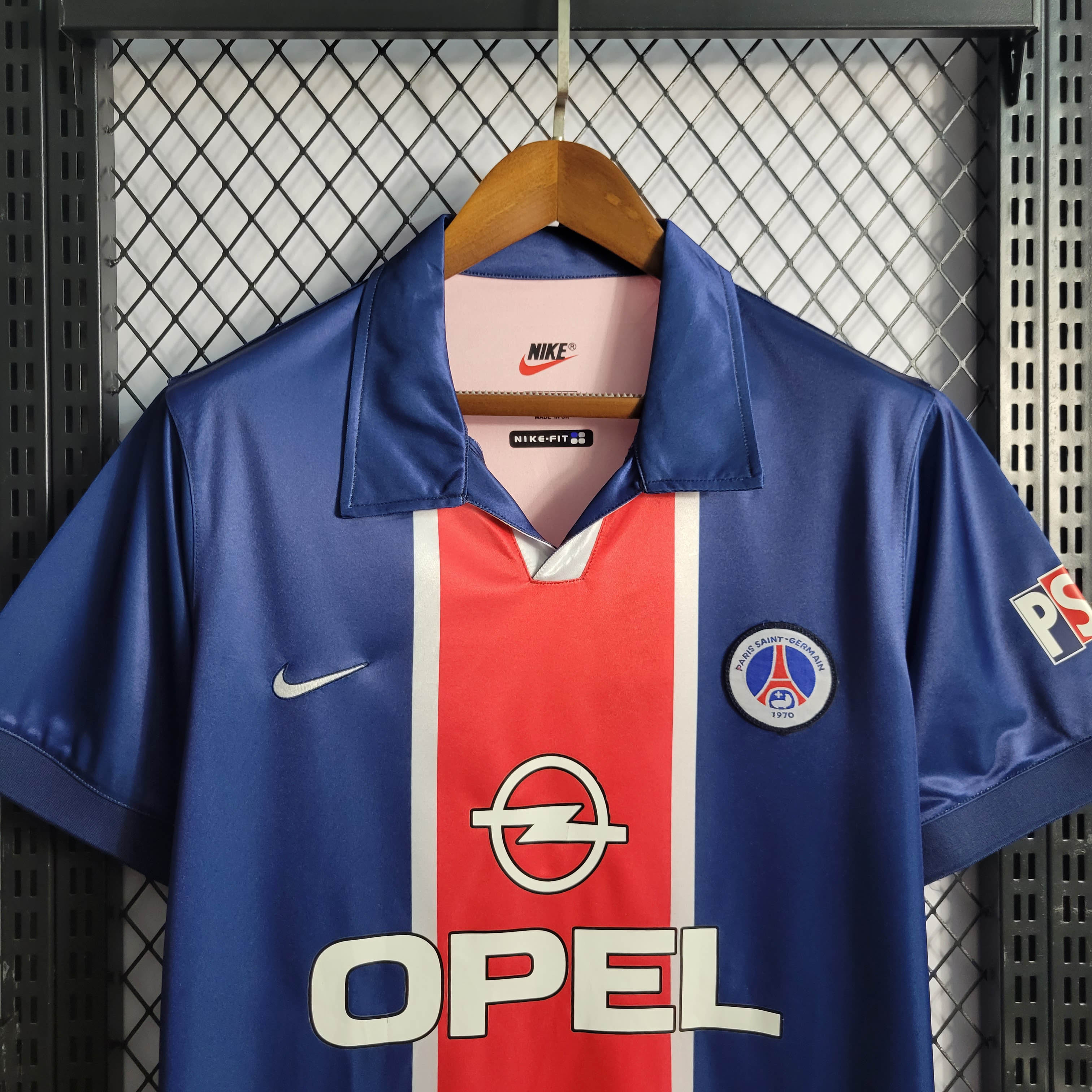 1998/1999 Retro Paris Saint-Germain Home Football Shirt