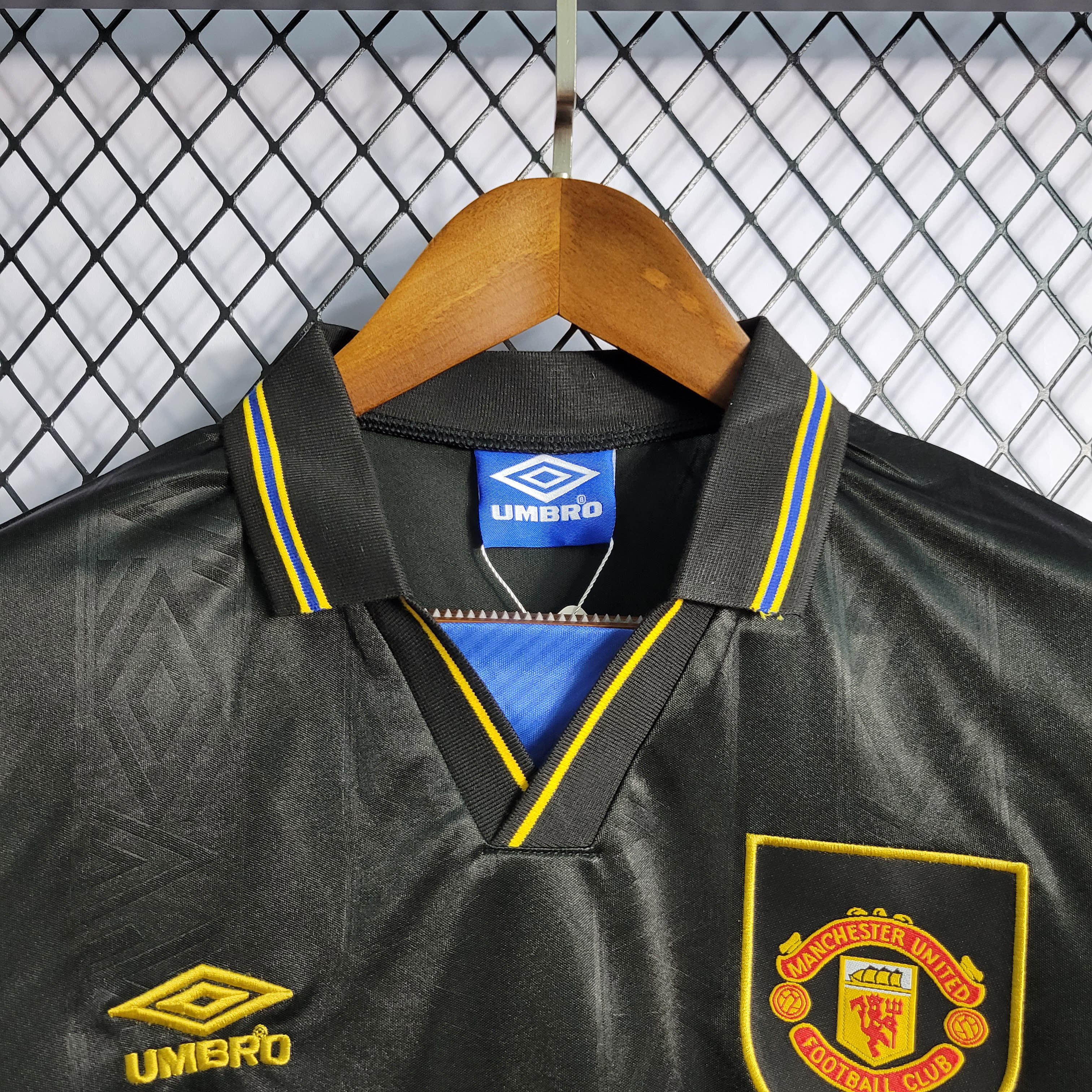 1993/1995 Retro Manchester United Away Football Shirt