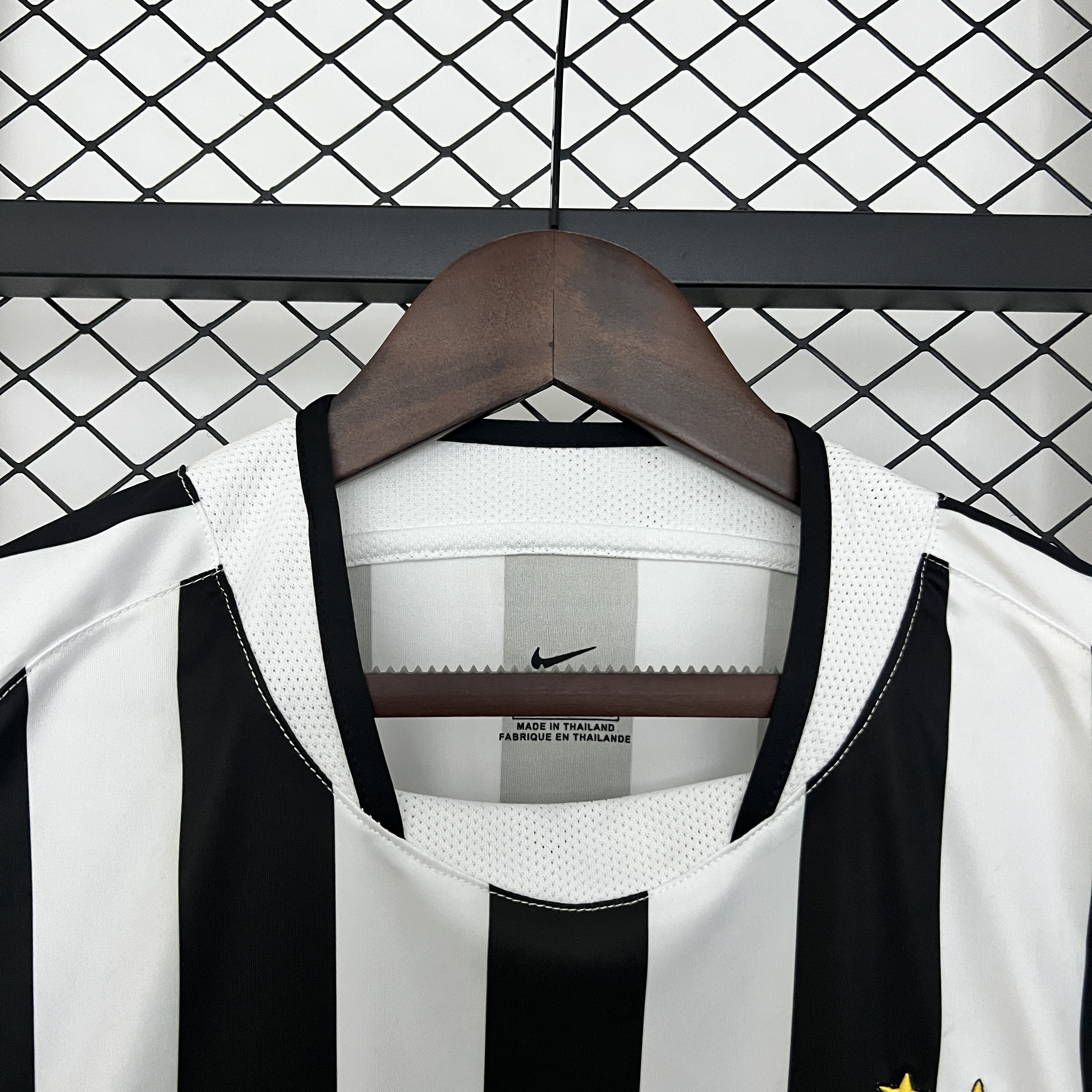 2003/2004 Retro Juventus HomeFootball shirt 1:1 Thai Quality