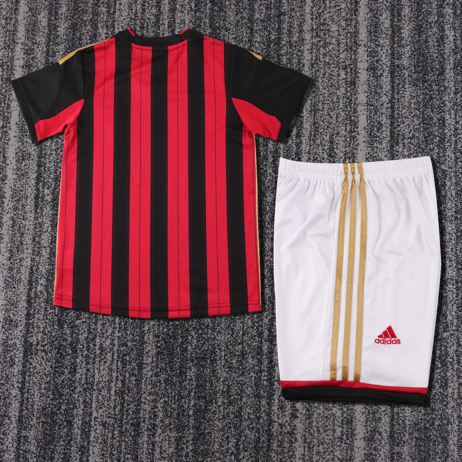 2013/2014 Retro Ac Milan Home FootballShirt Kids Size 1:1 Thai Quality
