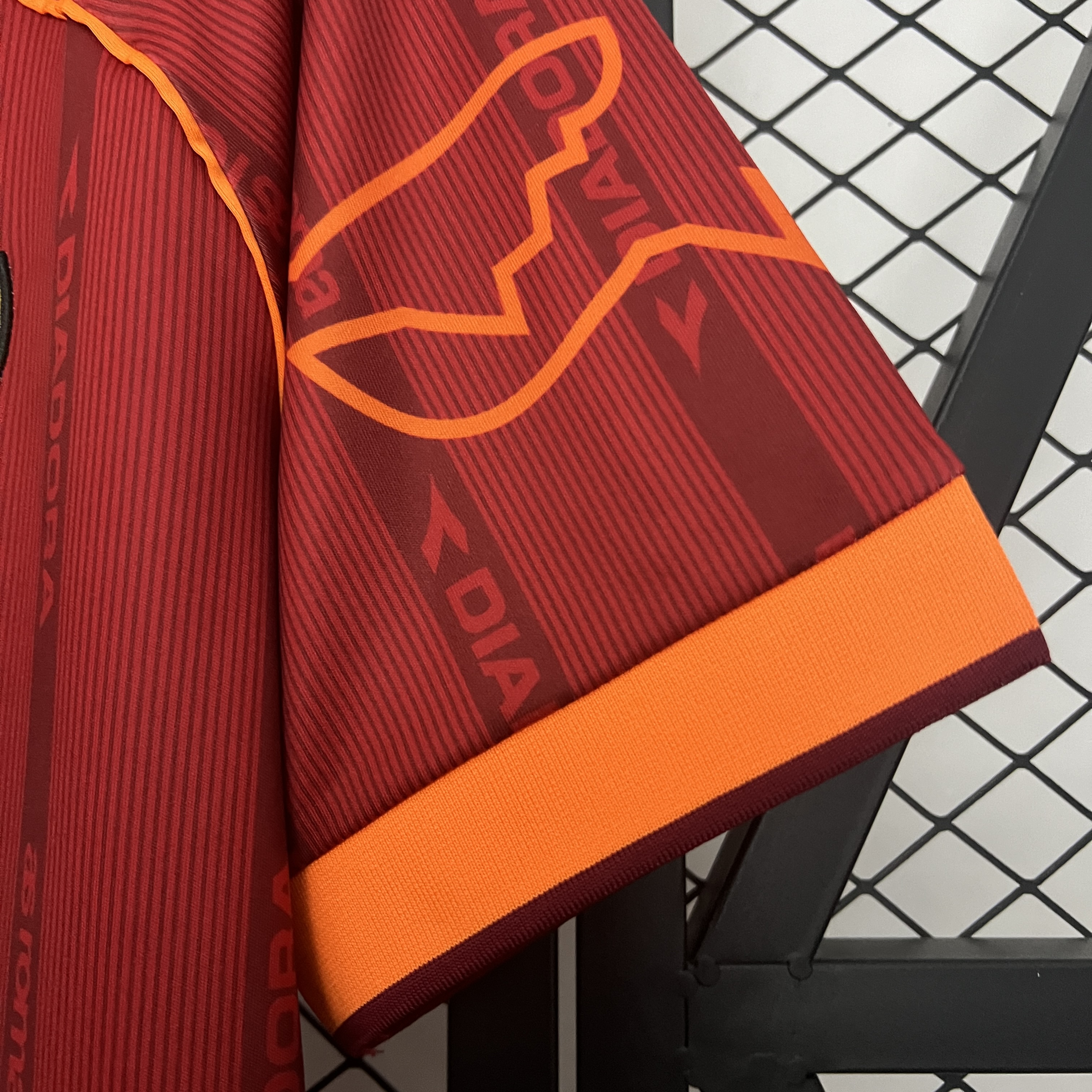 1999/2000 Retro AS Roma HomeFootball shirt 1:1 Thai Quality