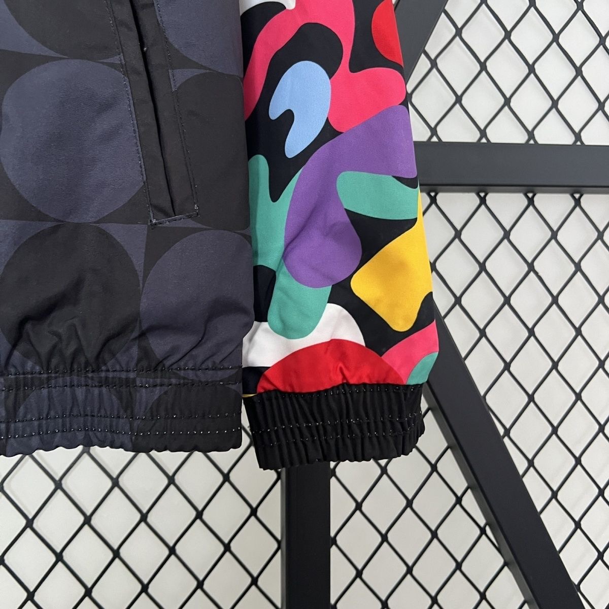 2024/2025 Manchester United Reversible Windbreaker Football Shirt