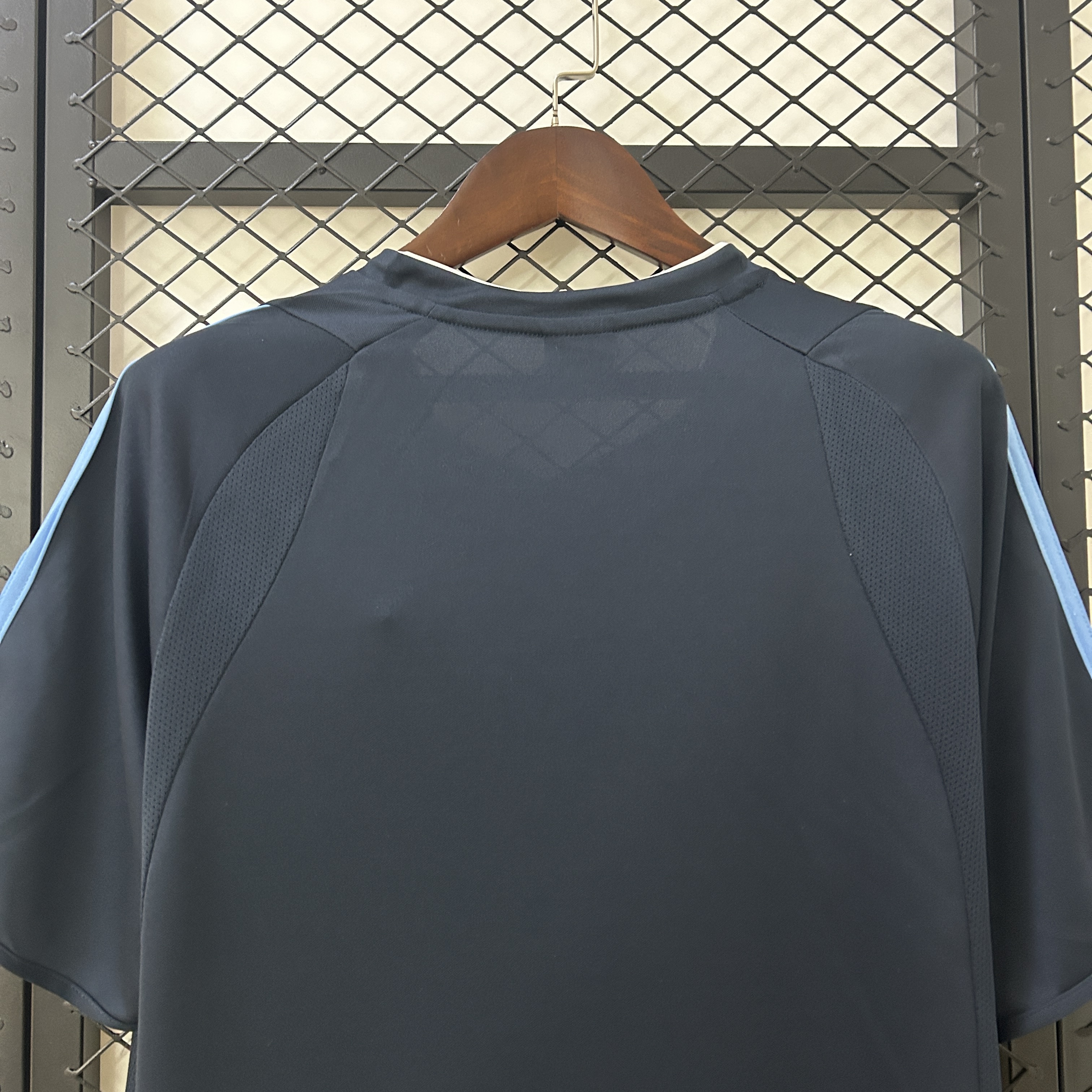 2003/2004 Retro Real Madrid AwayFootball shirt 1:1 Thai Quality