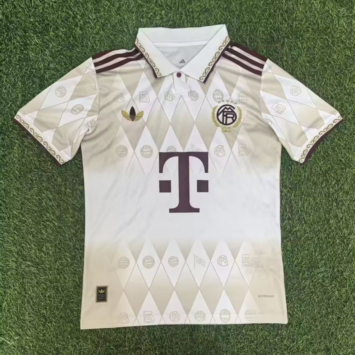 2025/2026 Bayern MunchenCommemorative Edition Football Shirt
