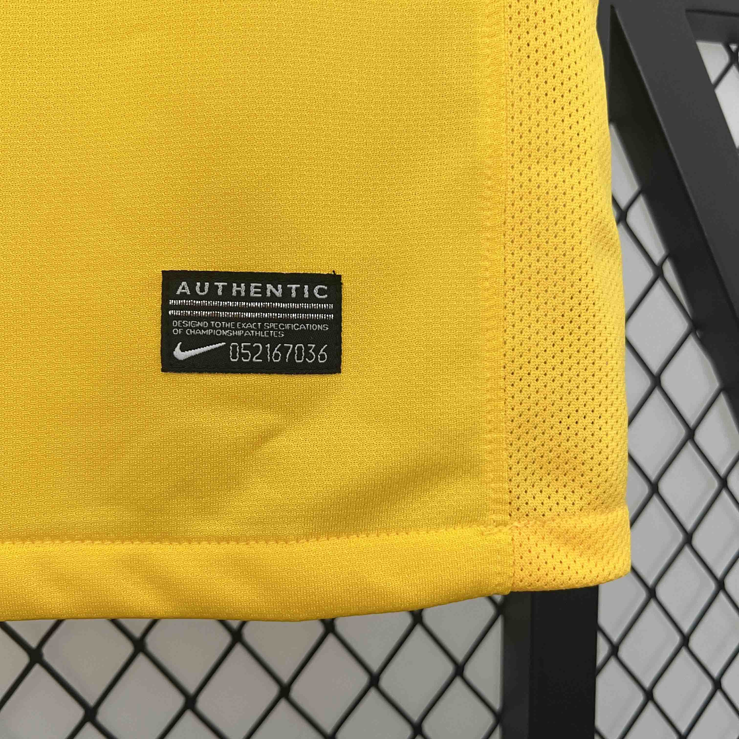 2010 Retro Brazil Home Football Shirt 1:1Thai Quality