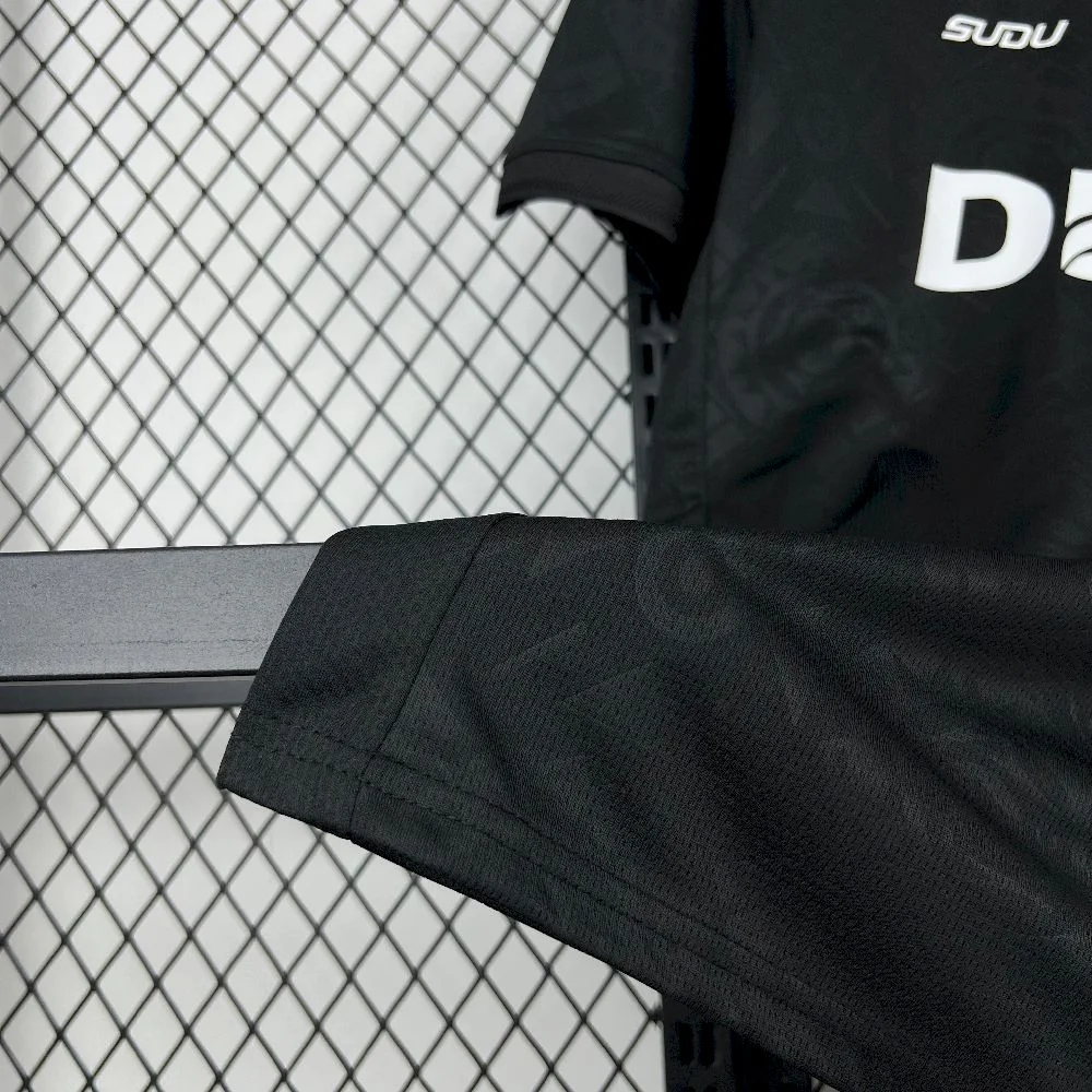 2025/2026 Wolverhampton Goalkeeper Football Shirt 1:1 Thai Quality