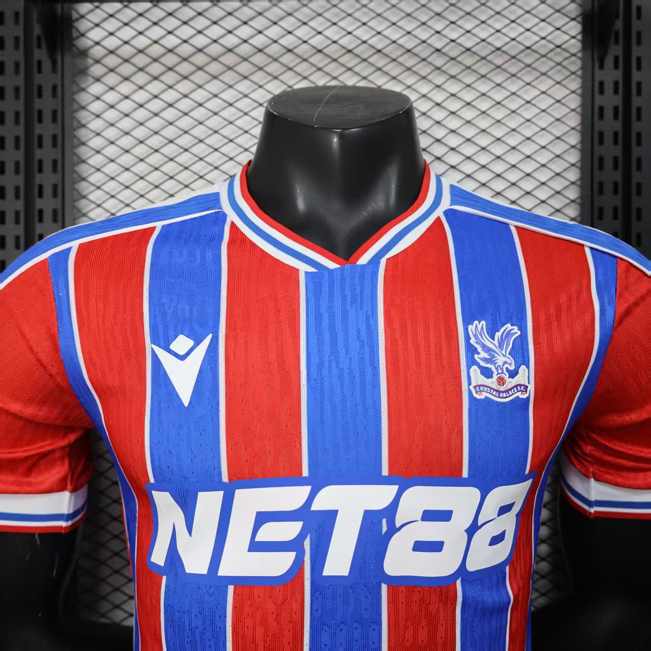 2025/2026 Player Version Crystal Palace Home Football Shirt