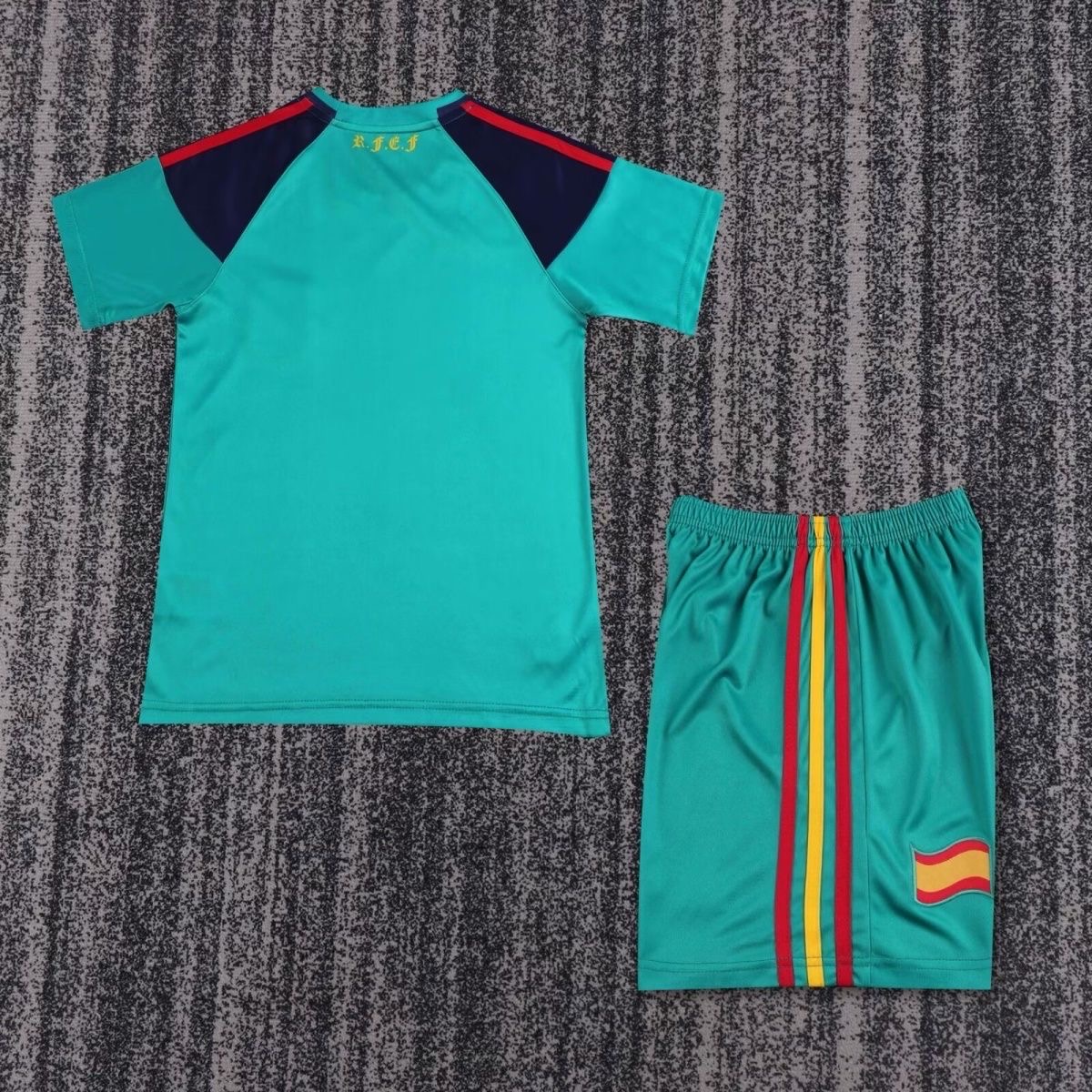 2010 Retro Spain Goalkeeper FootballShirt Kids Size 1:1 Thai Quality