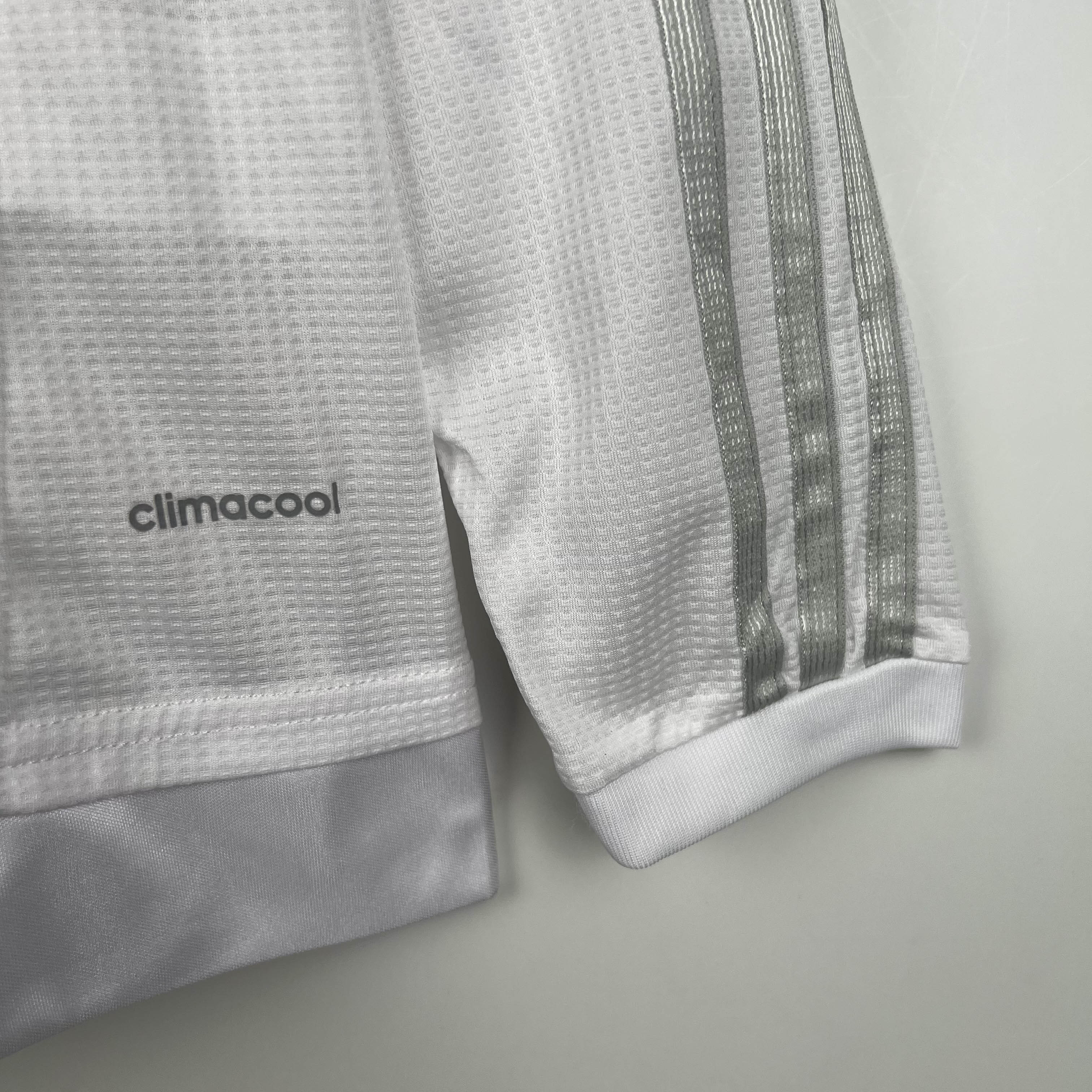 2015/2016 Retro Long Sleeve Real Madrid Home Football Shirt