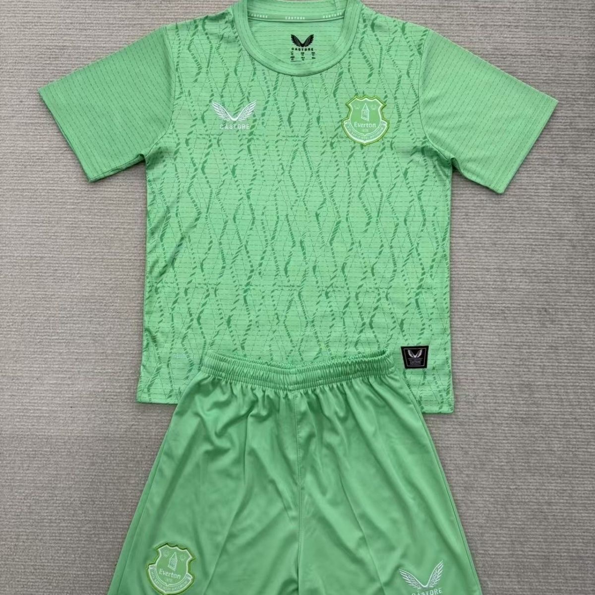 2025/2026 Everton Goalkeeper FootballShirt Kids Size 1:1 Thai Quality